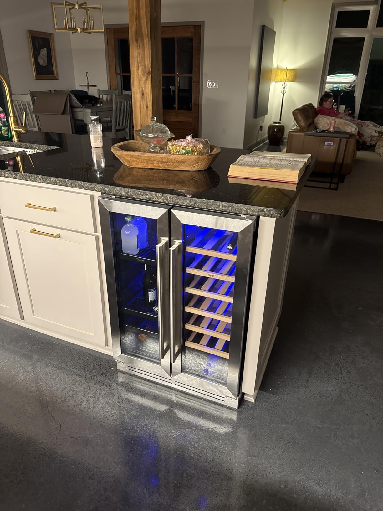 Yeego 24 Inch Wine and Beverage Refrigerator with 60 Can and 20 Bottle customer photo 2