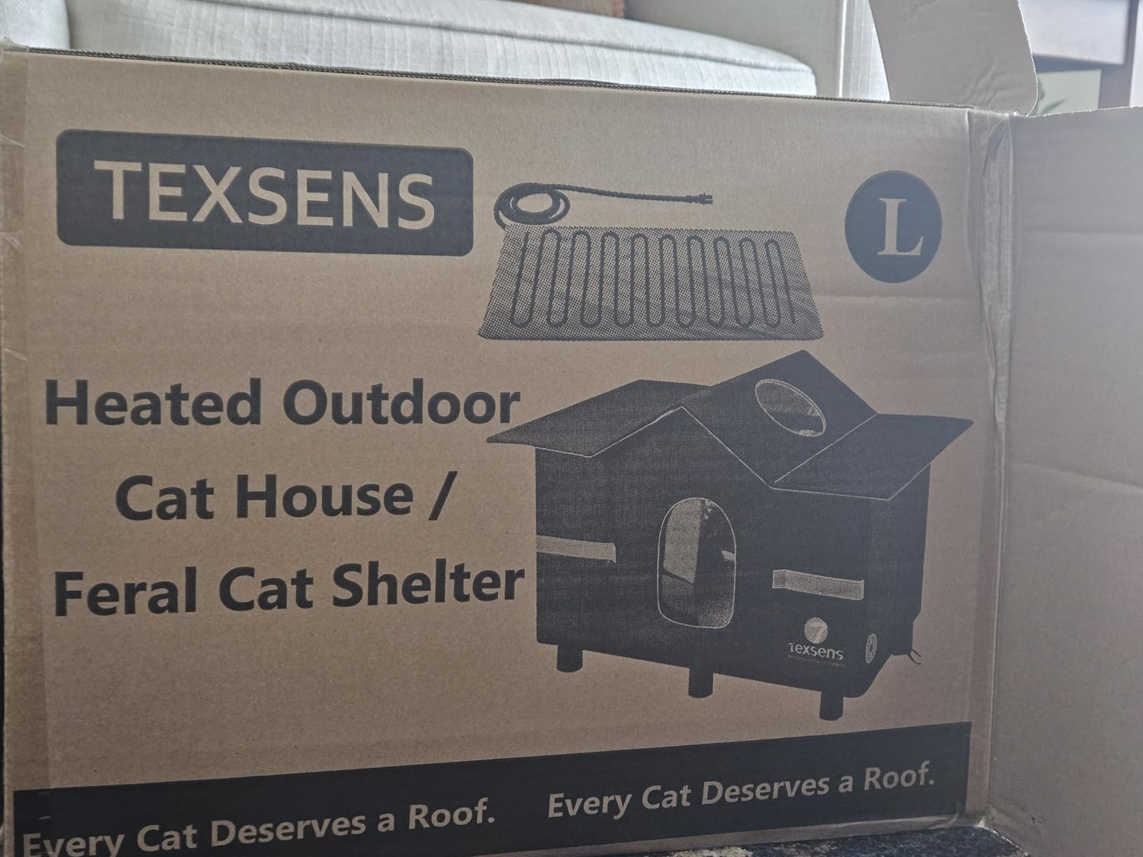 Texsens Heated Cat House for Outside - Weatherproof Large Outdoor Cat Shelter with Roof Window & Cozy Cushion - Ideal for Stray/Feral Cats customer photo 1