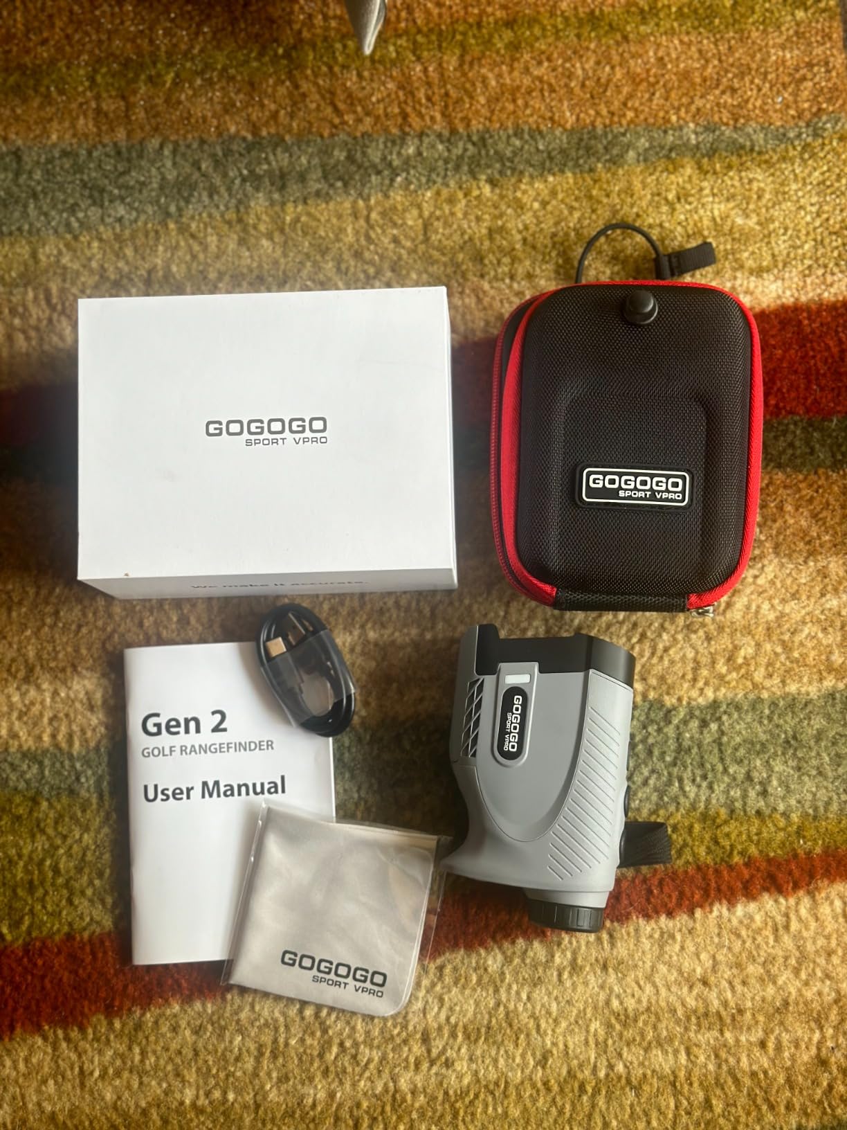 Gogogo Sport Vpro Magnetic Golf Rangefinder with Slope Switch, Red OLED customer photo 1