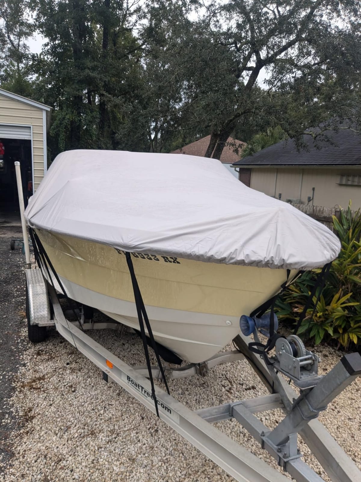 Trailerable Boat Cover 16-18.5ft, Waterproof Heavy Duty 1200D,V-Hull,Black | Double Thickened Corners,With Motor Cover,UV&Tear Resistant,Elastic Hem,Air Vents,Fit Bass Tracker Boat/Ski Boat/Fishing Boat customer photo 2
