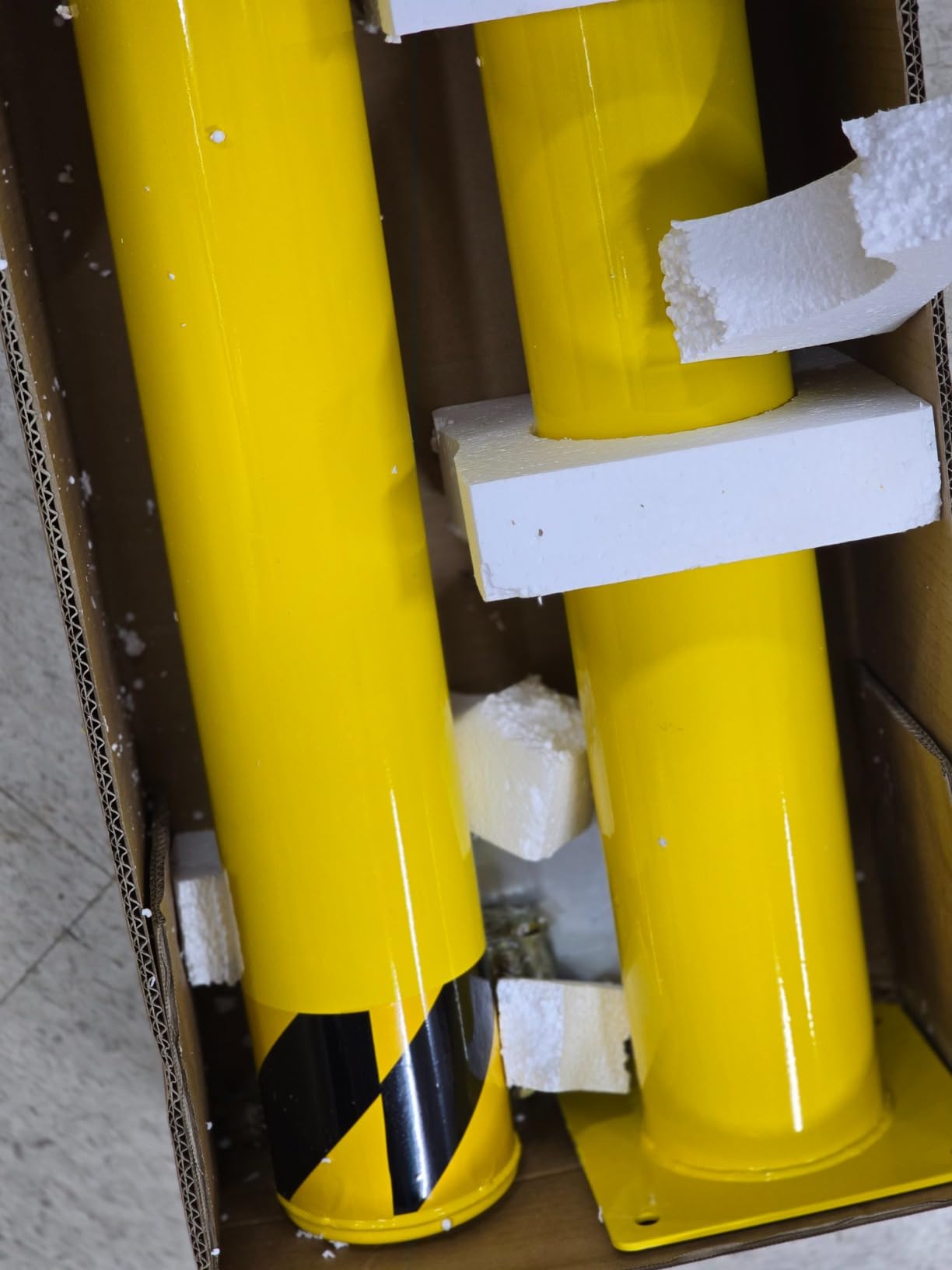 Safety Bollard Post, 30 x 4.5 inch Removable Steel Traffic Parking Barrier Bollards, Yellow, 4 Pack customer photo 2