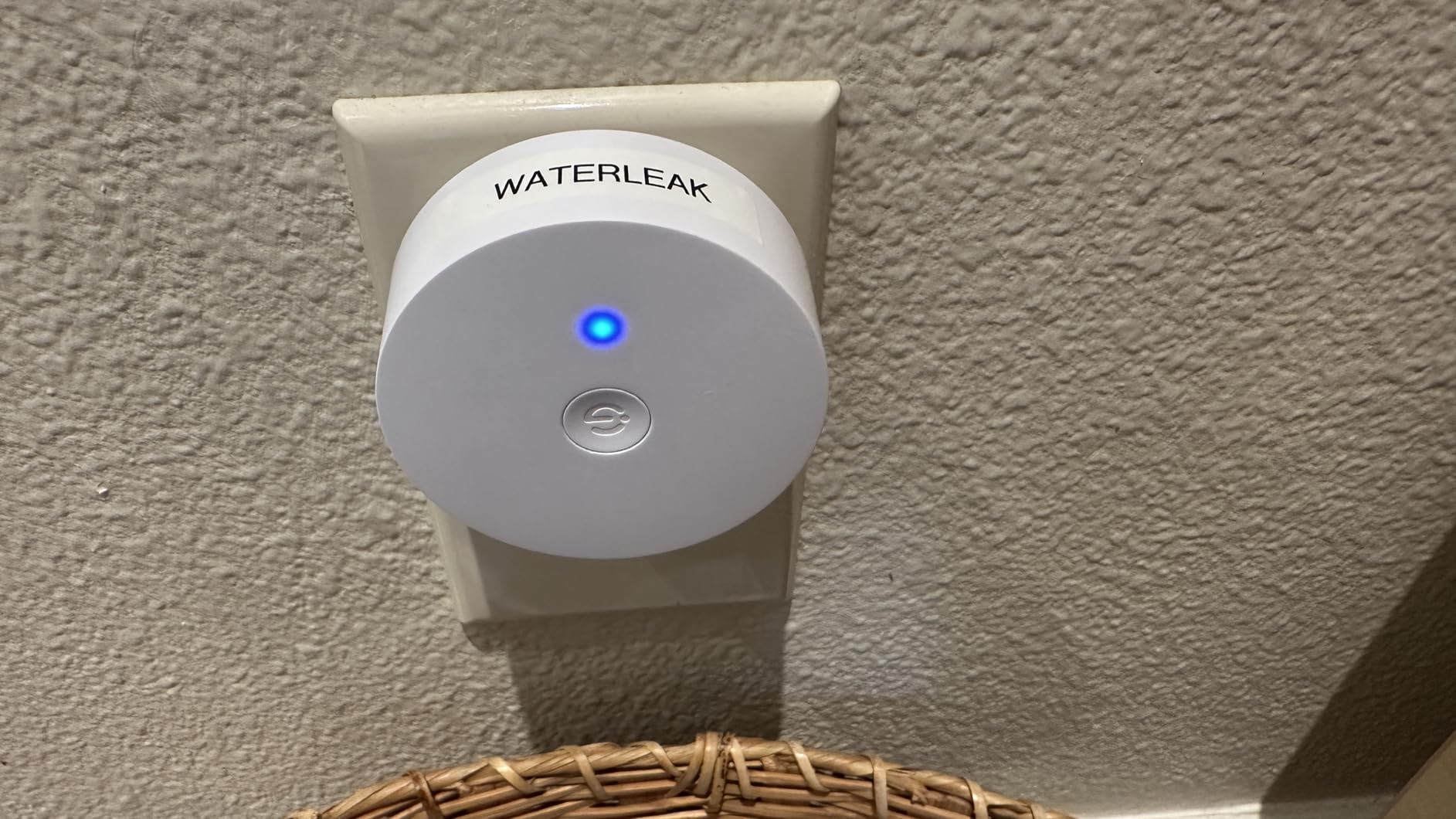 GoveeLife Upgraded Smart Water Leak Detector 1s with High Alarm, 3 Pack customer photo 1
