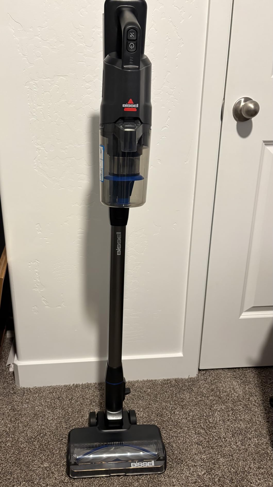 Bissell PowerClean FurGuard 280W Self-Standing Cordless Vacuum, 4039 | Self-cleaning brush roll; wall mount; removable battery; upholstery tool; 280W strong suction customer photo 2