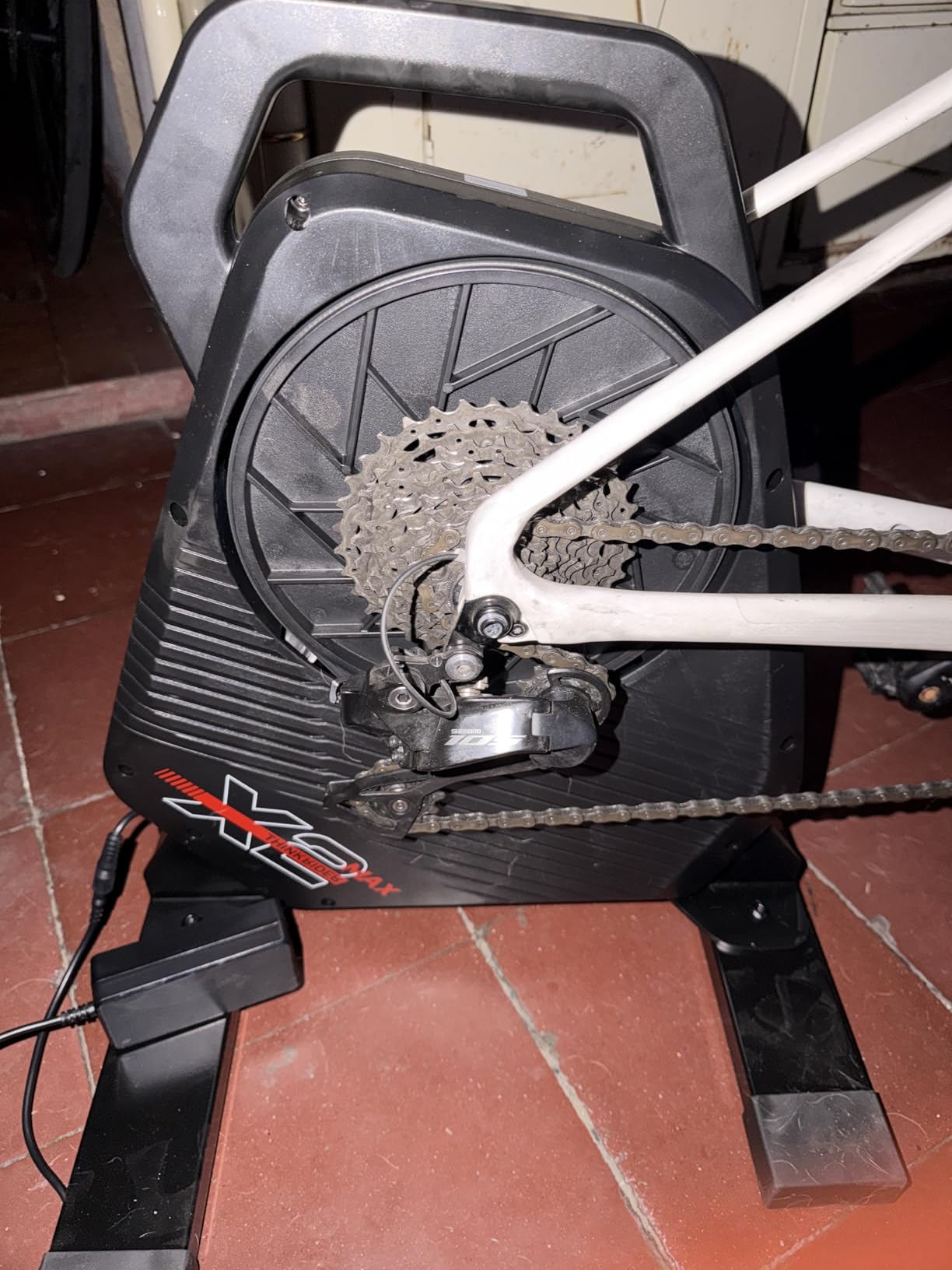 ThinkRider X2Max Smart Bike Trainer,2000w,Simulates 18% Slope,ANT + & BLE customer photo 1