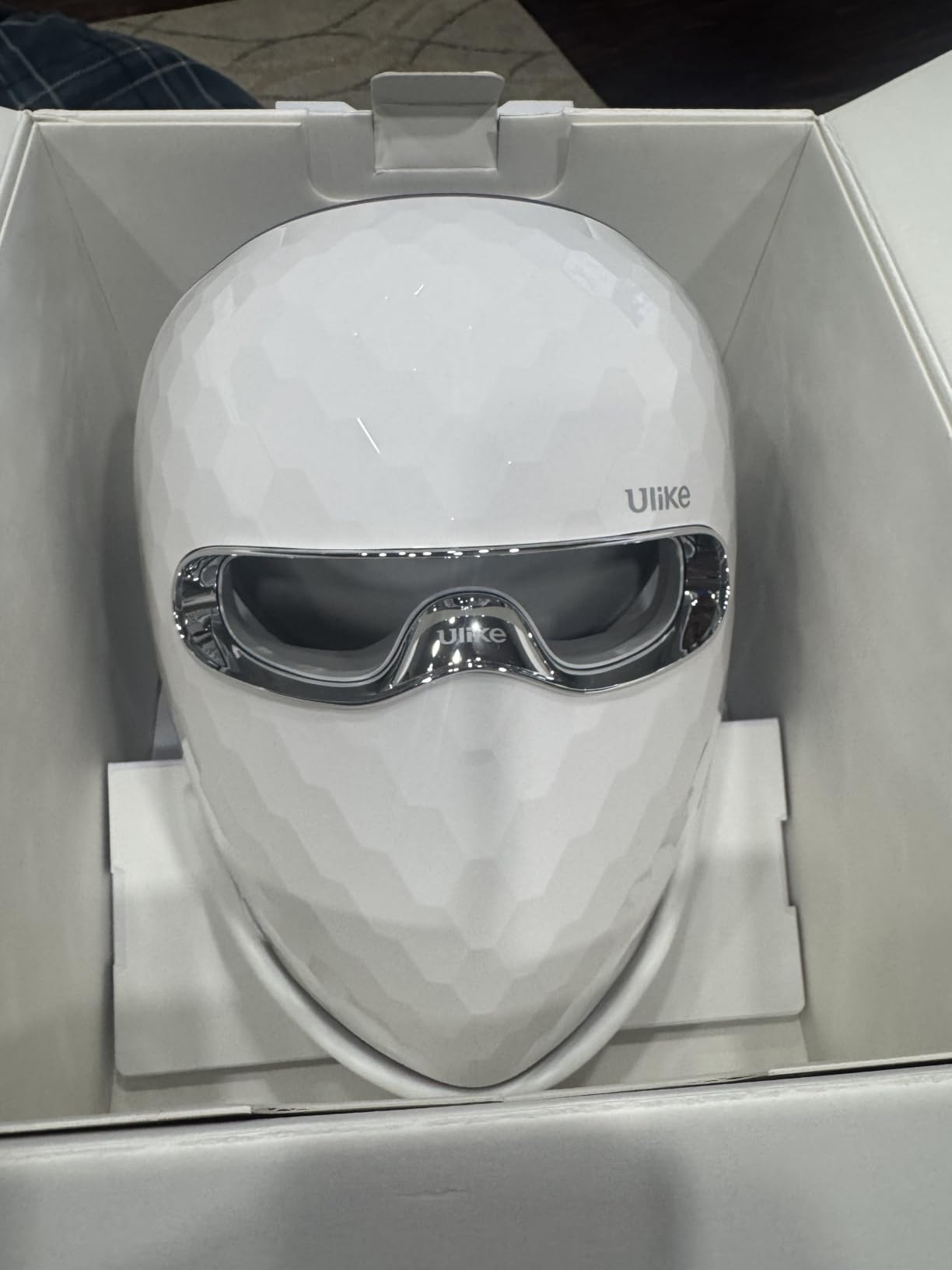 Ulike Red Light Therapy Mask for Face,360° full face coverage customer photo 1