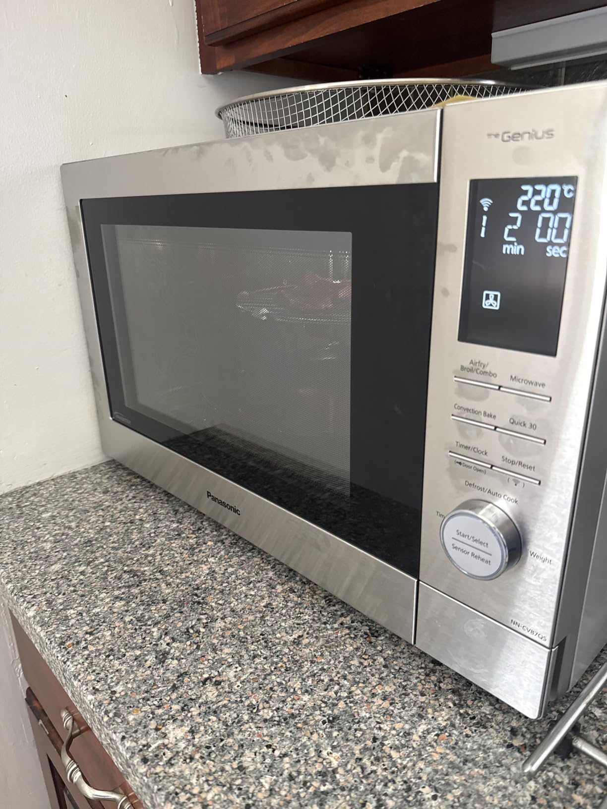 Panasonic HomeChef 4-in-1 Countertop Microwave Air Fryer Combo, Time-Saving 20 Presets + App-Linked Recipes, 1000W 1.2 cu ft Inverter Multi Oven & Convection Tech – NN-CV87QS Stainless Steel customer photo 1