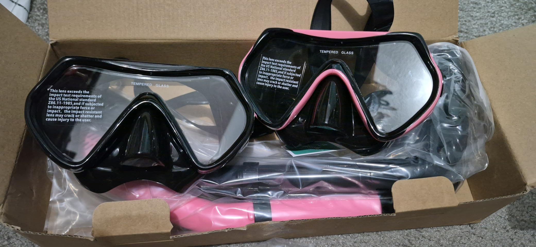 Snorkeling Gear for Adults, JRing Snorkel Set Anti Fog Goggles Dry Snorkel customer photo 2