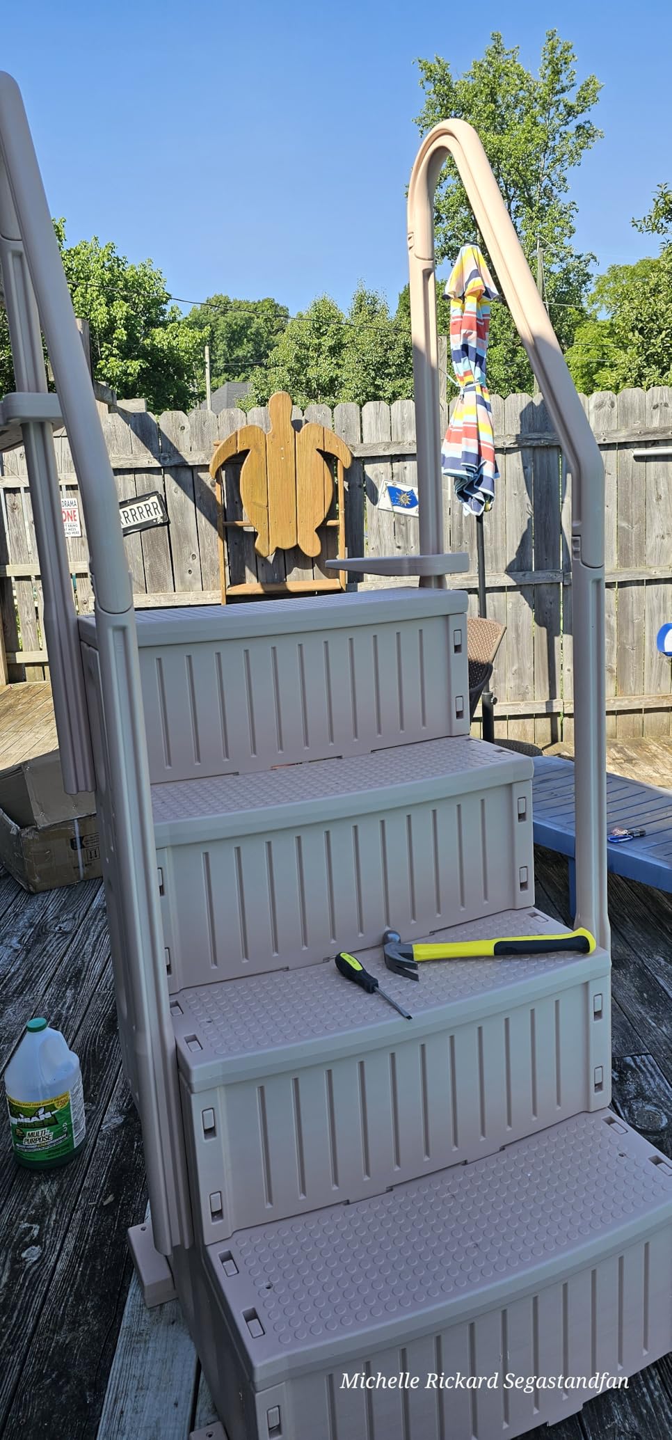 VEVOR Swimming Pool Ladder, 4-Step Double Handrails Stairs with Non-Slip Heavy Duty Steps, Reliable 400 lbs Max Load Capacity, for 48-54 in Inground & Above-Ground Pools of Any Decking Surface, Grey customer photo 2