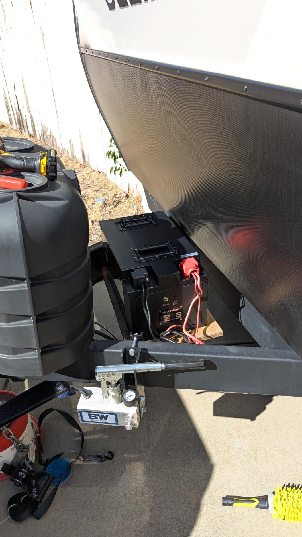 VATRER POWER 12.8V 460Ah Self-Heating LiFePO4 RV Battery, APP Monitoring customer photo 2