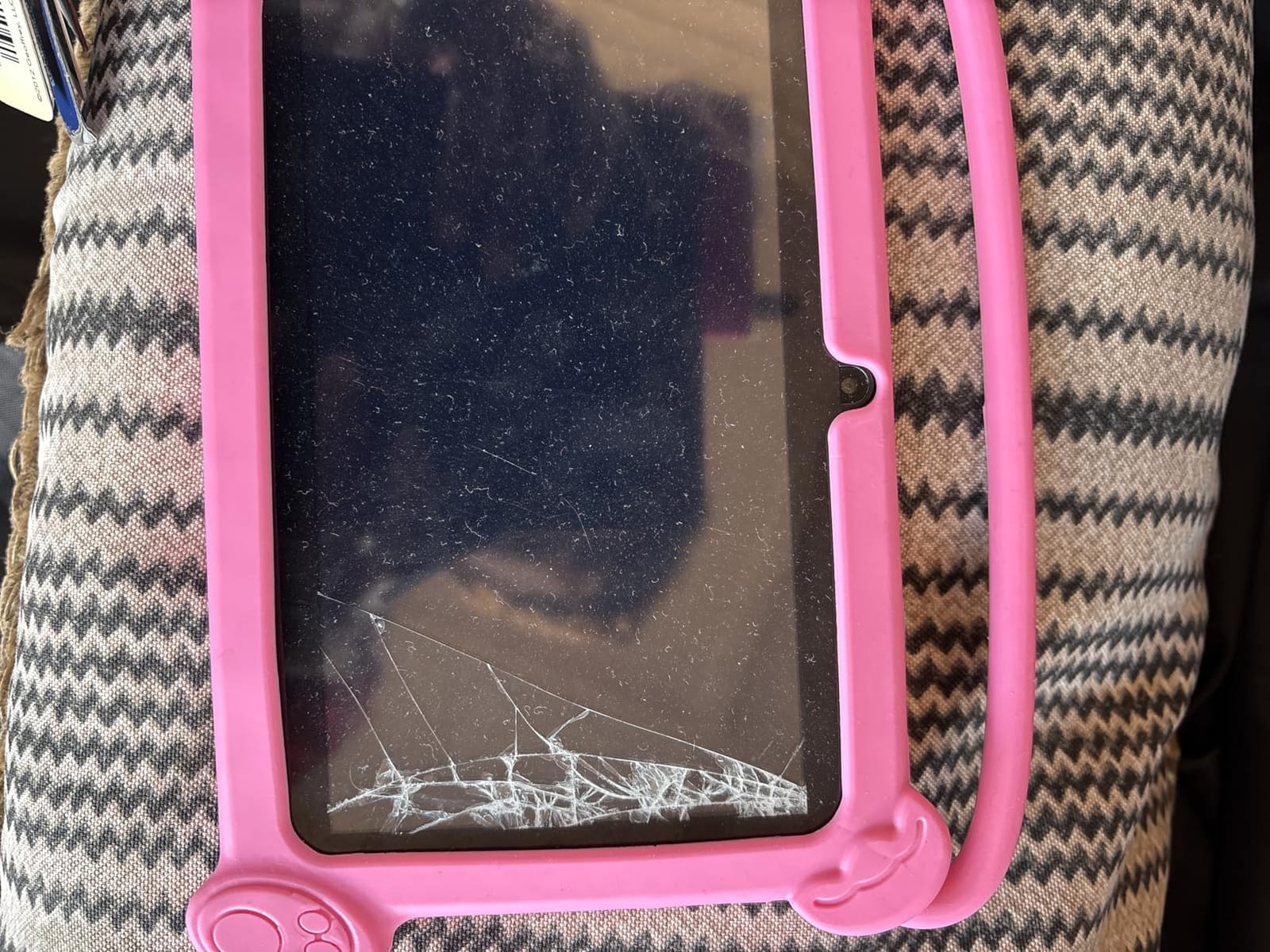 Kids Tablet 7 inch 3-9 for Kids,32GB ROM Toddler with Shockproof Case,Kids Android Software Installed Netflix,YoutTube, aiwawa Apps Parent Controls,Dual Camra, WiFi,FM, GPS (Pink) customer photo 1