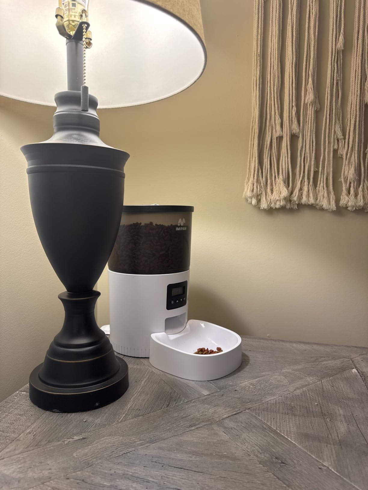 IMIPAW Automatic Cat Feeders, 5L Large Capacity, Timed Feeding Dry Food, Dual Power Design, Programmable Portion Size, 1-6 Meals Per Day, with Desiccant, Suitable for Small Pets Food Dispenser, Black customer photo 1