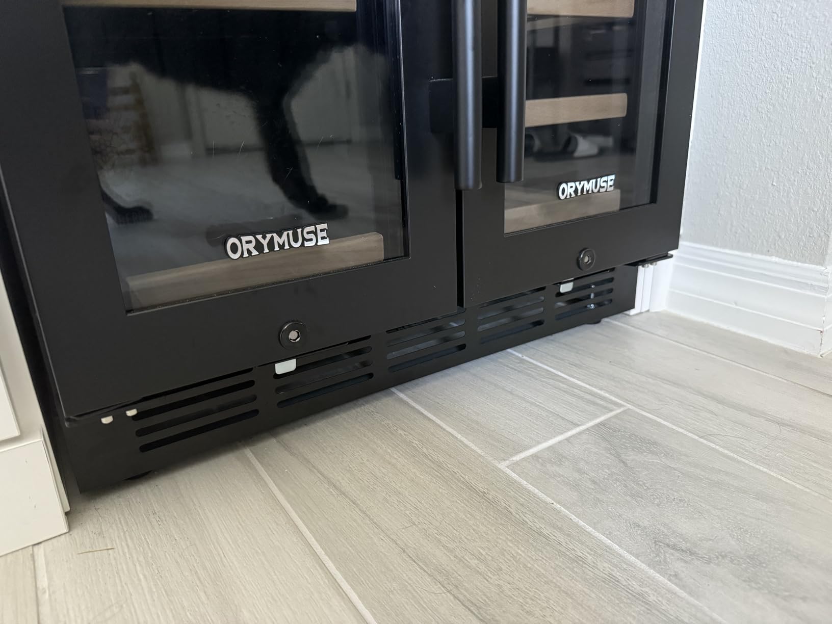 ORYMUSE 24 Inch Under Counter Beverage Refrigerator, 180 Can Drink Fridge customer photo 2
