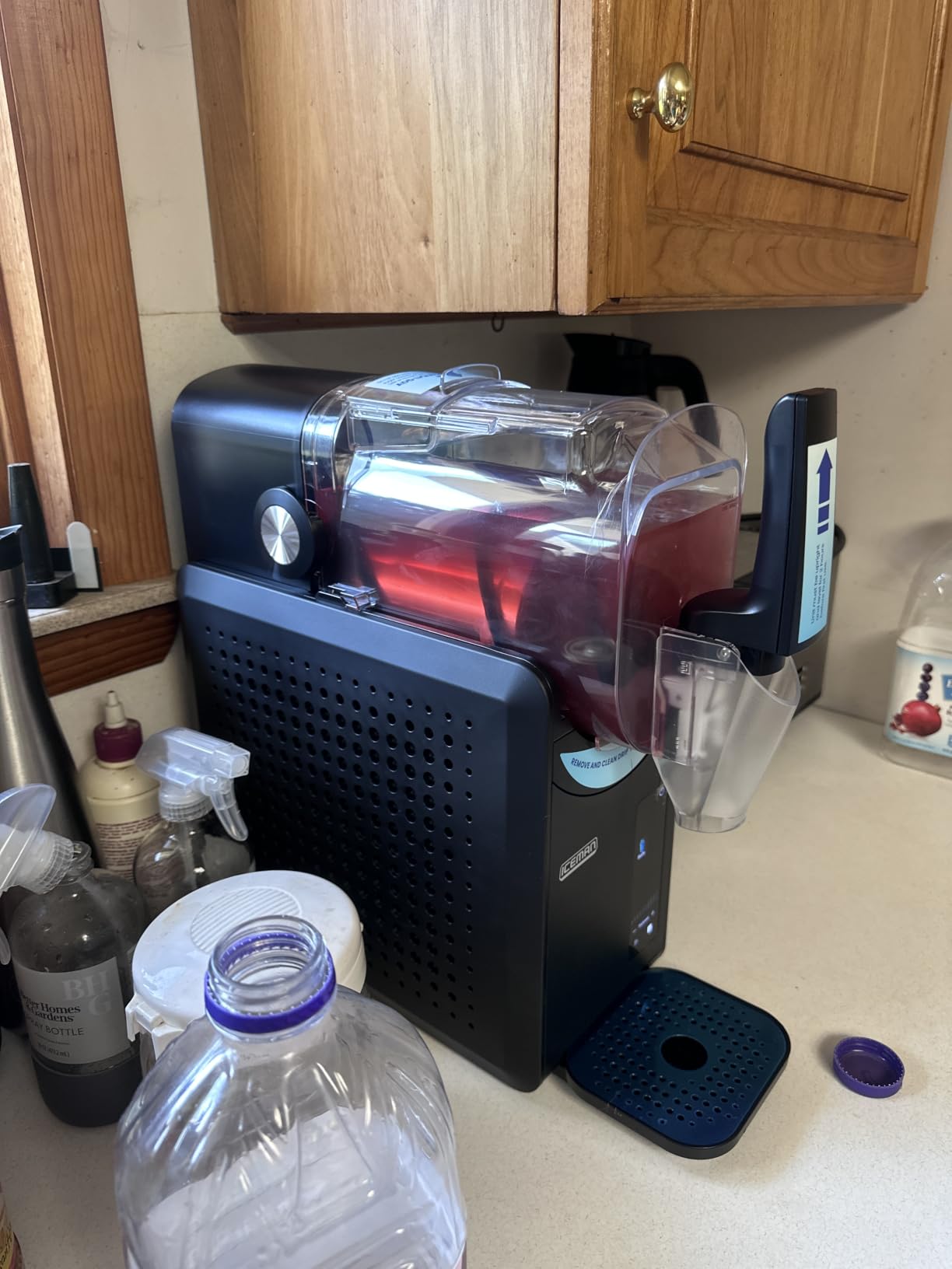 Iceman by Chefman Slush-Ease MAX 90oz Slushie Machine, 64oz Liquid Capacity Frozen Drink Maker & Slushy Machine with 5 Presets and LED Display, Perfect for Frozen Margaritas, Frappes, Smoothies customer photo 1