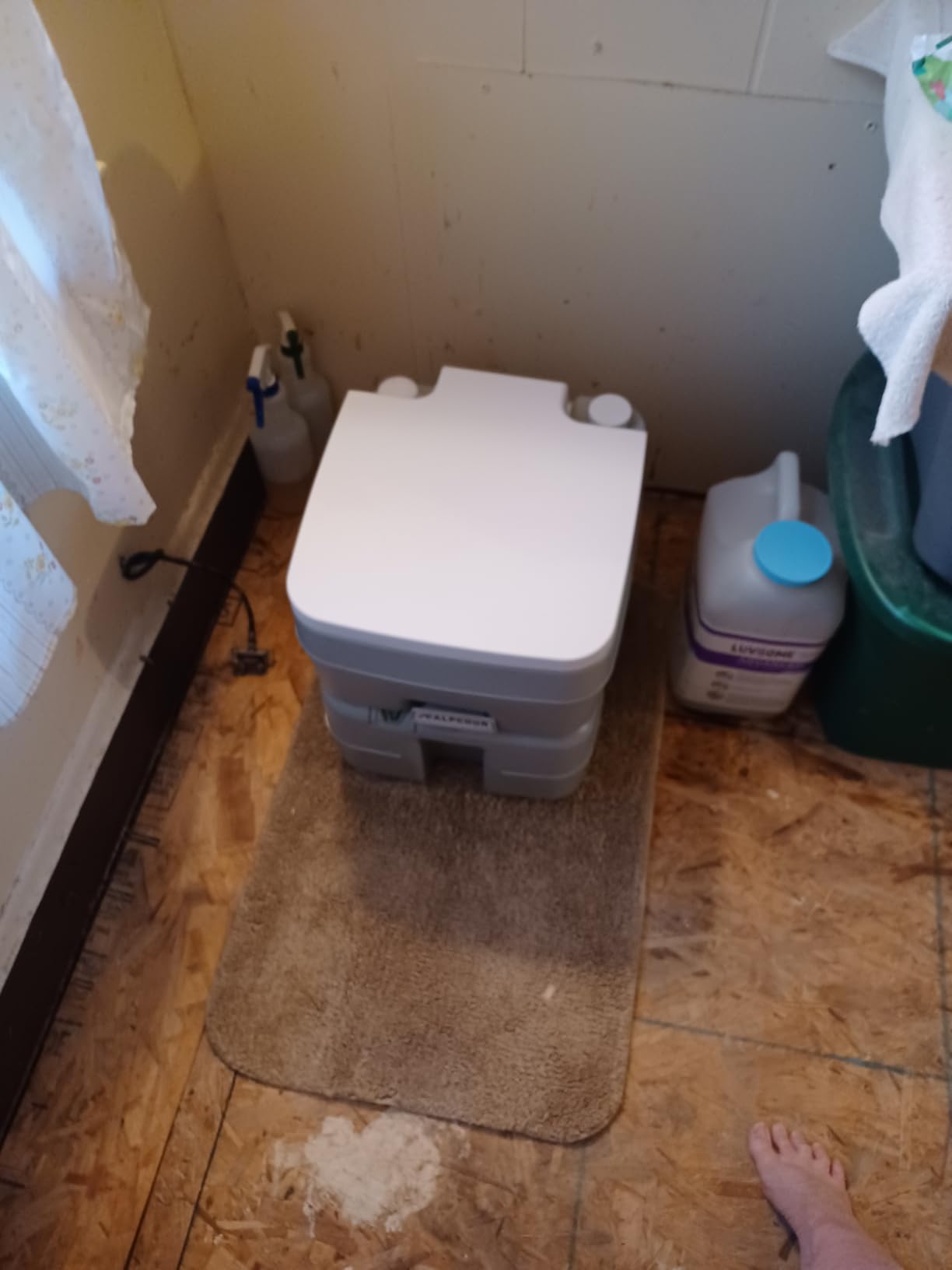 Alpcour Portable Toilet - Compact Indoor & Outdoor Commode w/Travel Bag for Camping, RV, Boat - Piston Pump Flush, 6 Gallon Waste Tank, Built-In Pour Spout & Washing Sprayer for Easy Cleaning customer photo 1