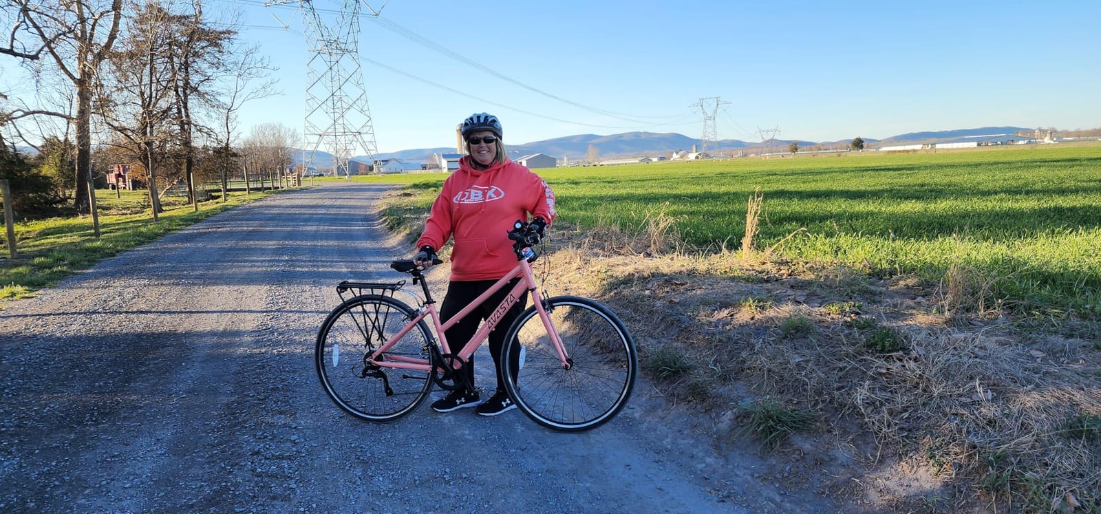 AVASTA Populus 700C Road Bike for Women with Kickstand, 15 17 Inch Lightweight Step Through Aluminum Alloy Frame, 7-Speed Drivetrain, Multiple Colors customer photo 2