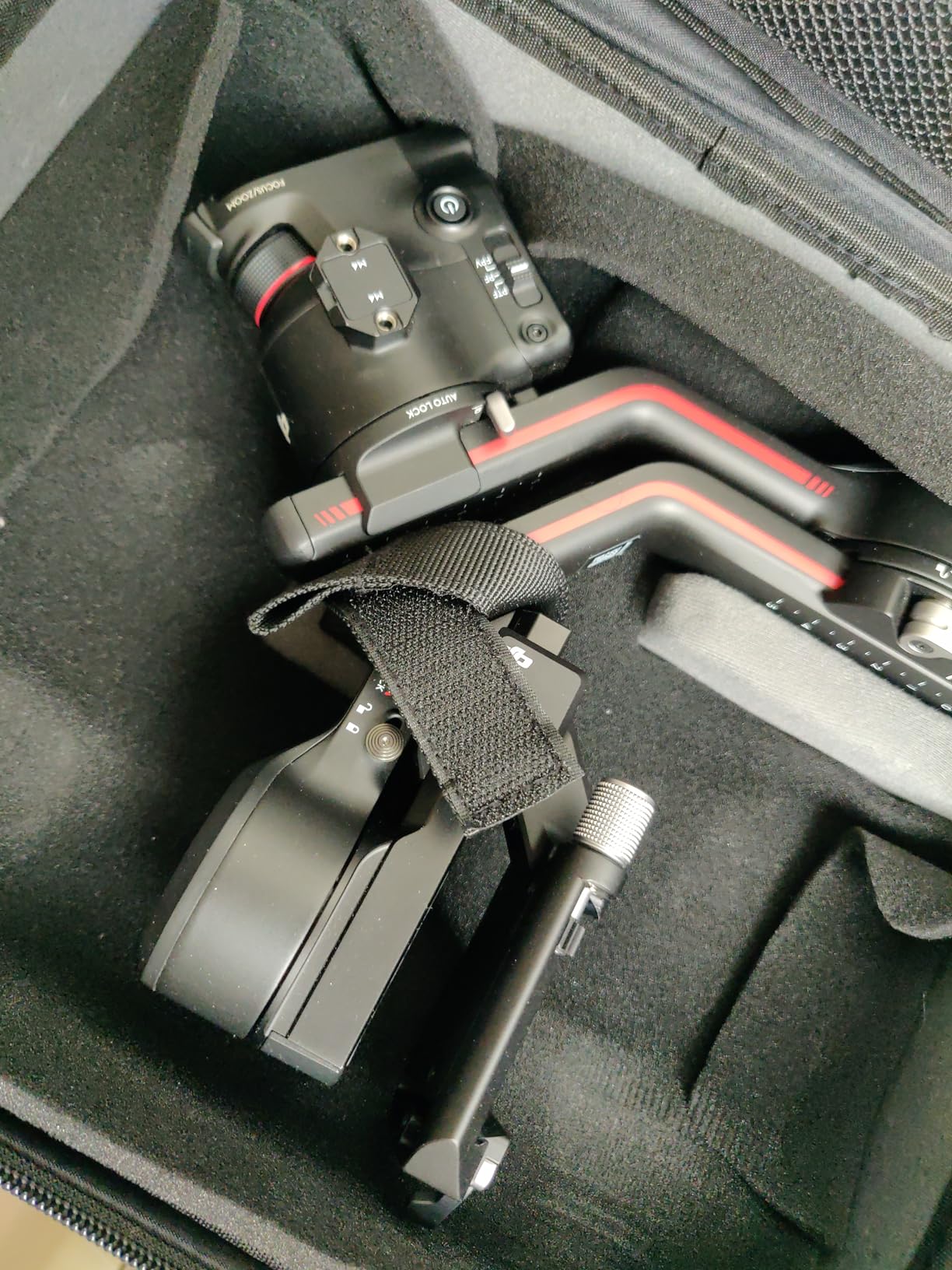 DJI RS 5, Gimbal Stabilizer for Camera, Canon/Sony/Nikon/Fujifilm customer photo 1