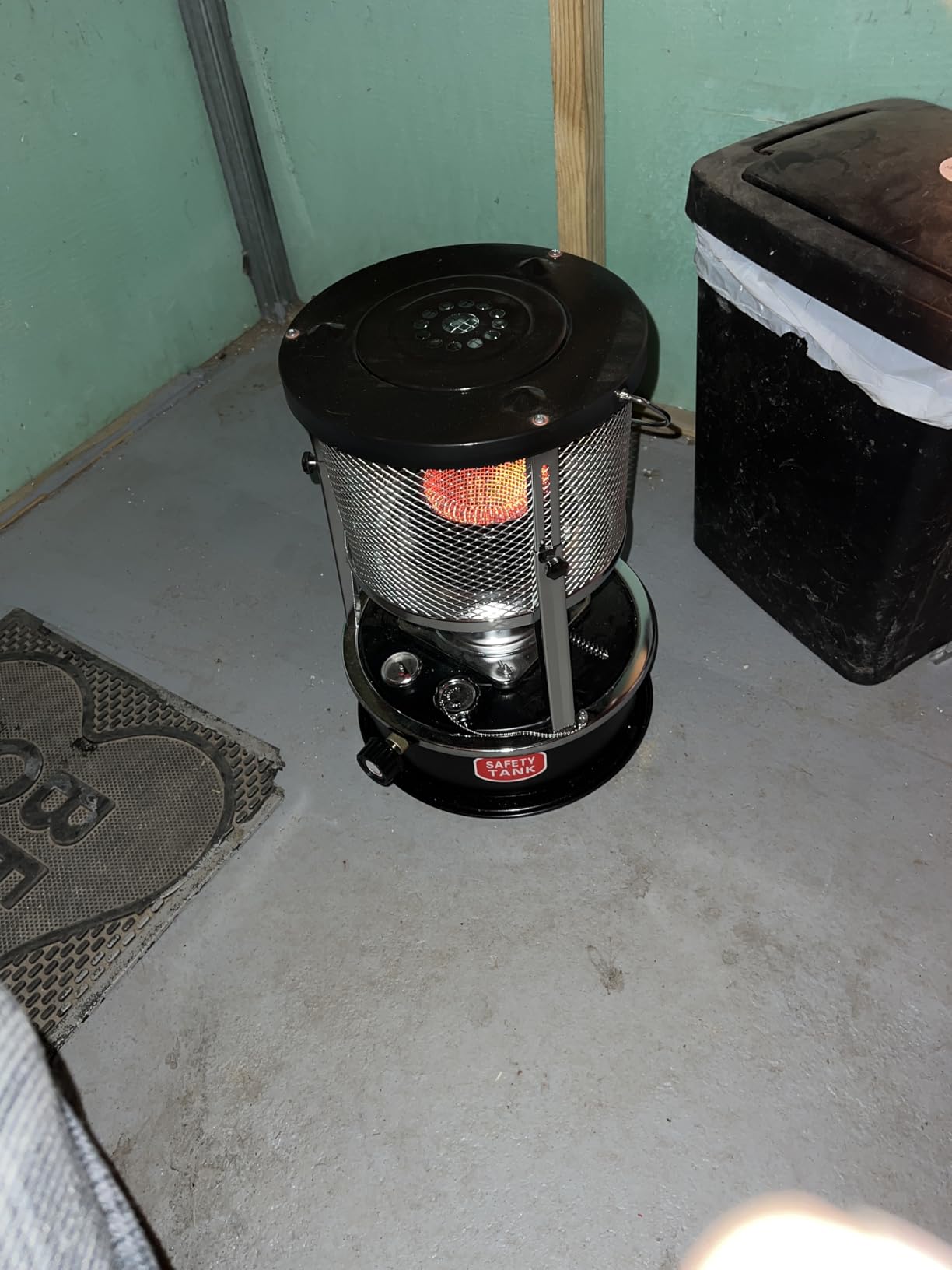 9,000 BTU Kerosene Heater, Kerosene Heaters for Indoor Use customer photo 1