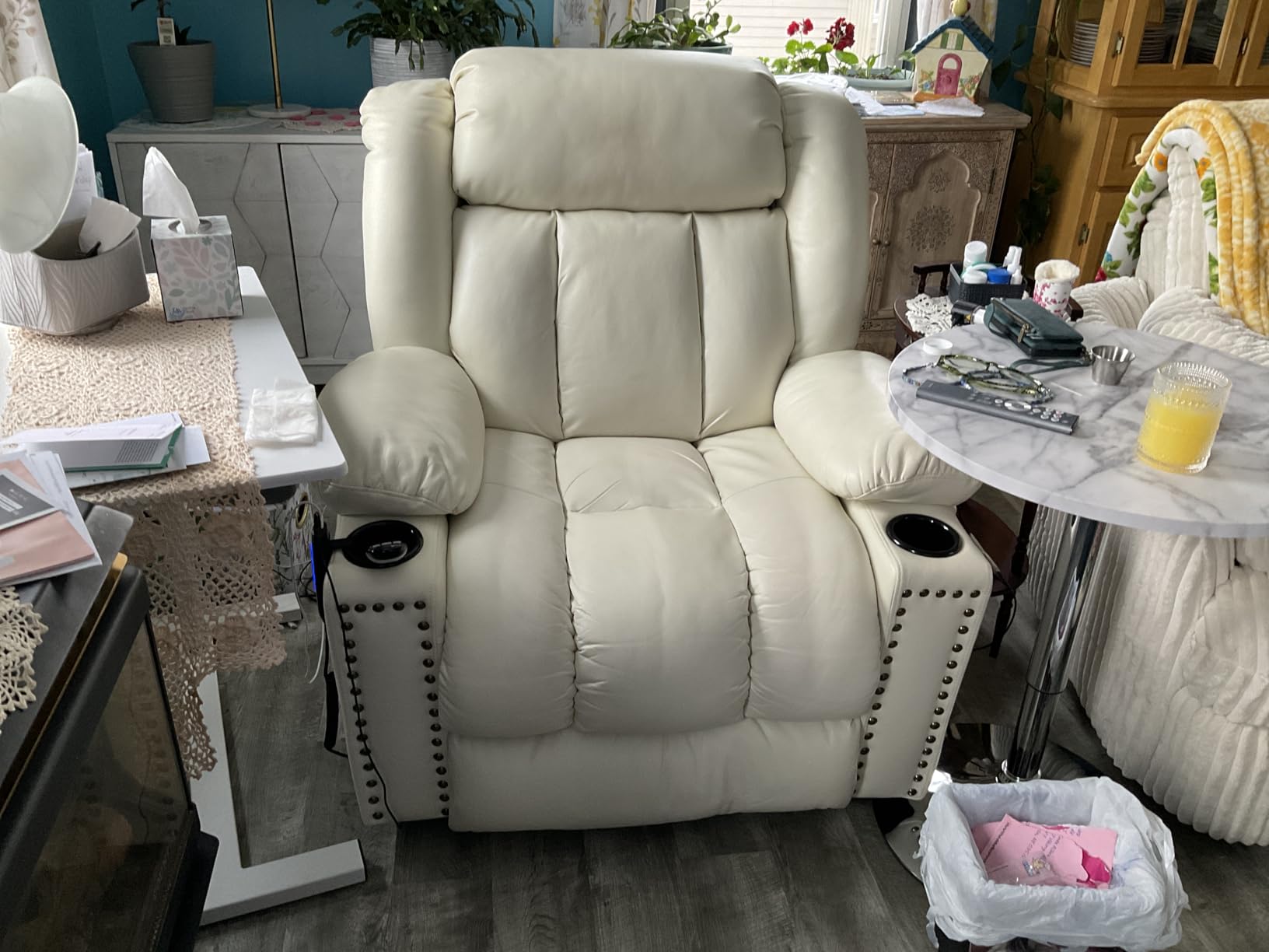 Large-Wide Power Lift Recliner Chair, Infinite Position Lay Flat, Triple Motor Lift Chairs for Elderly with Heat and Massage, Zero Gravity, Big& Tall, USB Ports, Extended Footrest, Beige customer photo 1