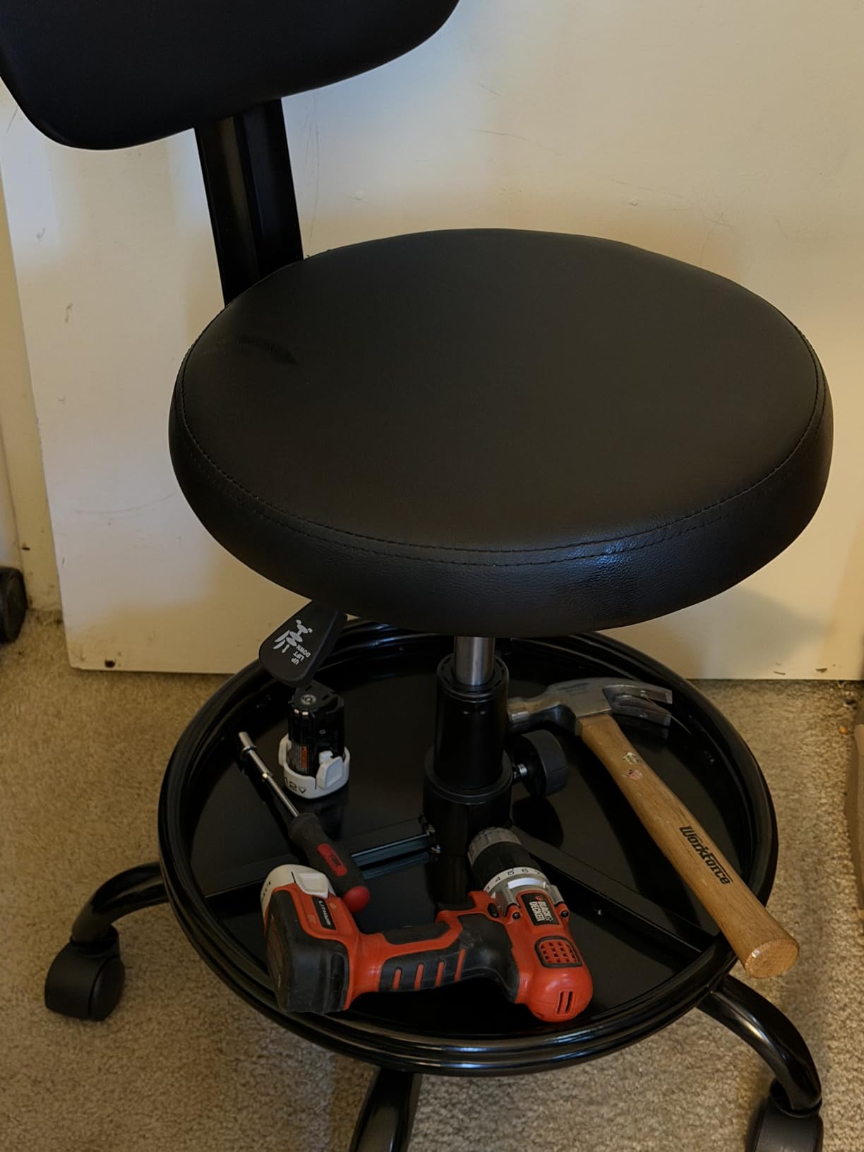 BestGlory Shop Stool with Wheels for Garage, Mechanics Rolling Chair with Backrest, Adjustable Height Heavy Duty Garage Stool with Footrest and Storage Tray, Swivel Task Chair for Workshop Salon customer photo 1