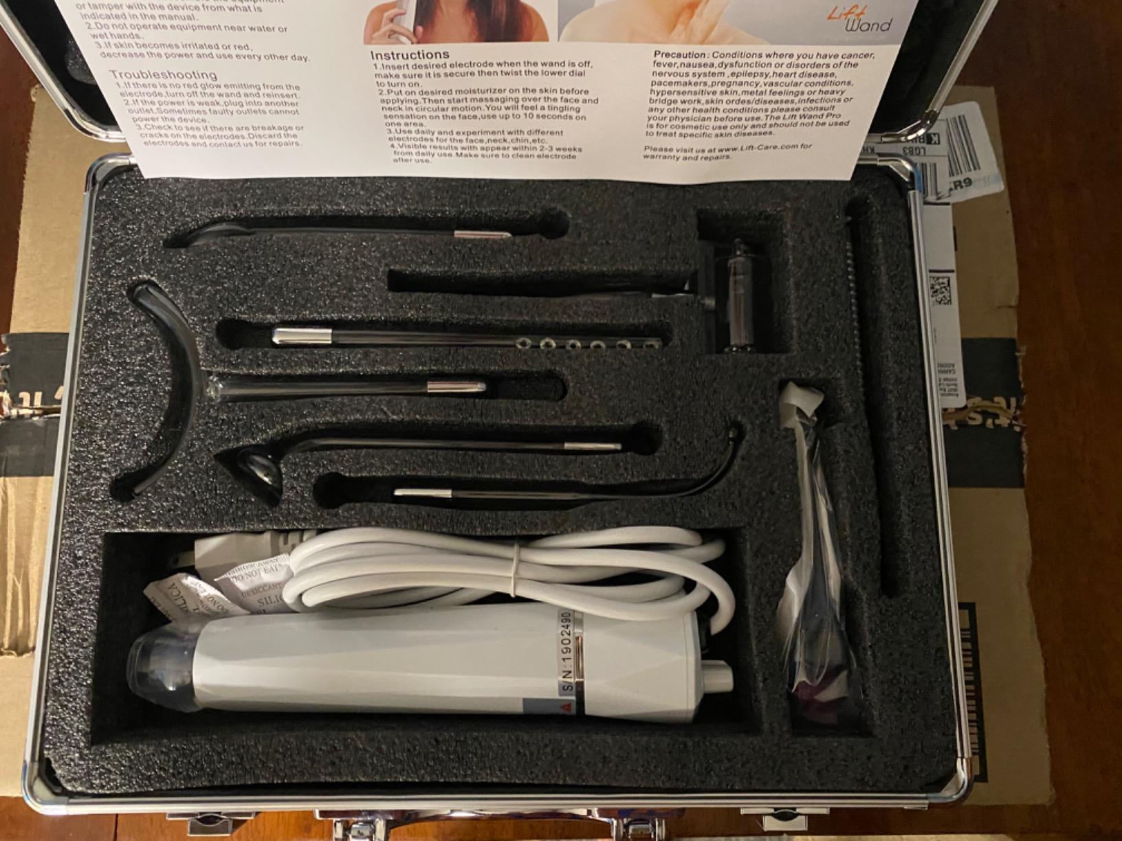 Lift Wand 2.0 Facial Anti-Aging Skin Therapy Wand Up to 20 Watt Power Includes 5 attachments w/Exclusive Nose Attachment w/ 3 Prong Safety Cord customer photo 1