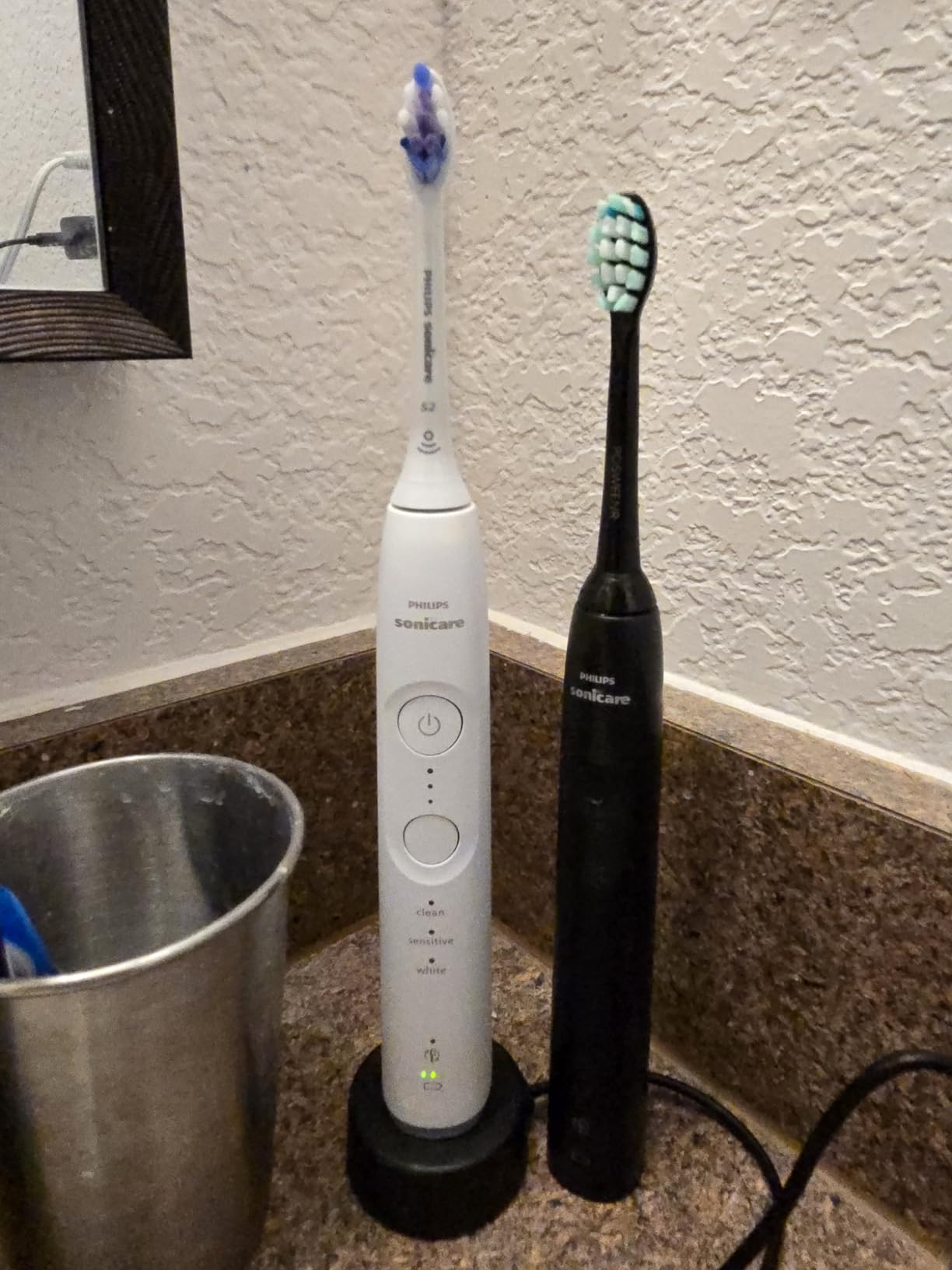 Philips Sonicare 6500 Rechargeable Electric Toothbrush, 2 Brush Heads, Pink customer photo 2