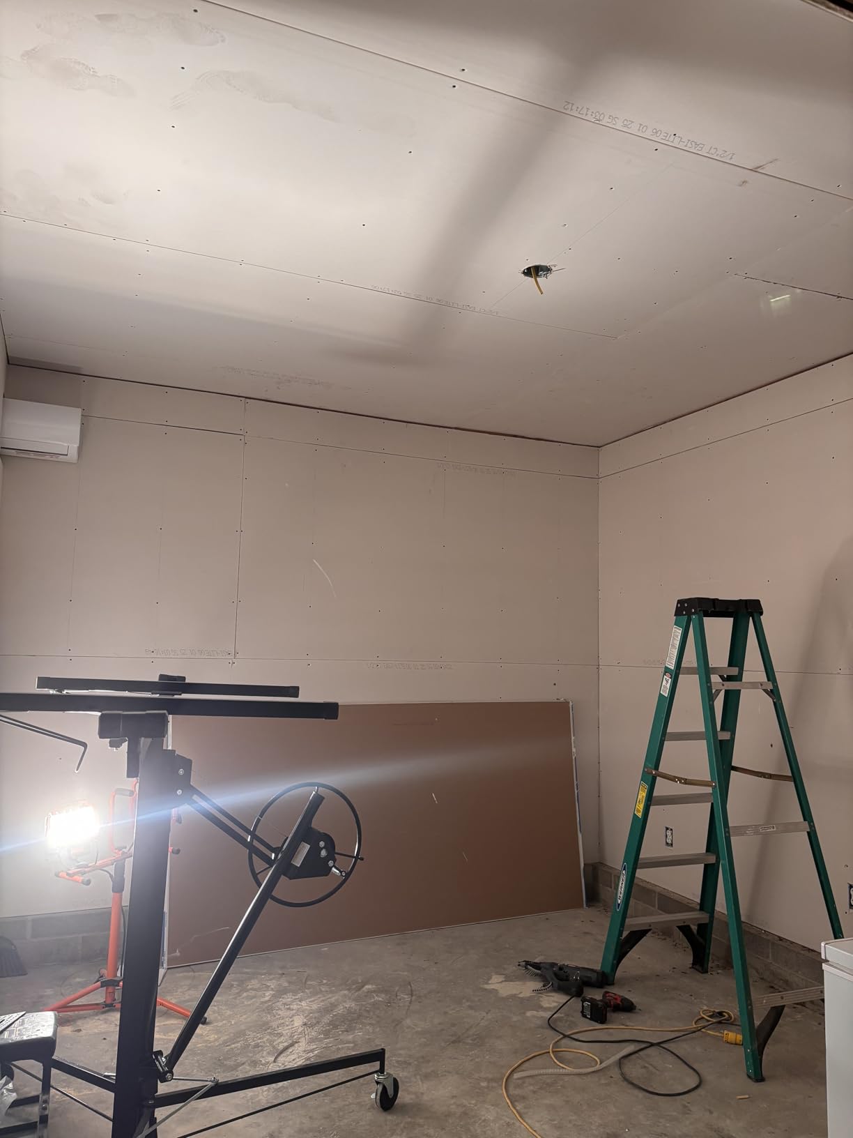 16 Ft Drywall Lift,150LBS Sheetrock Lift Drywall Rolling Lifter Panel customer photo 1