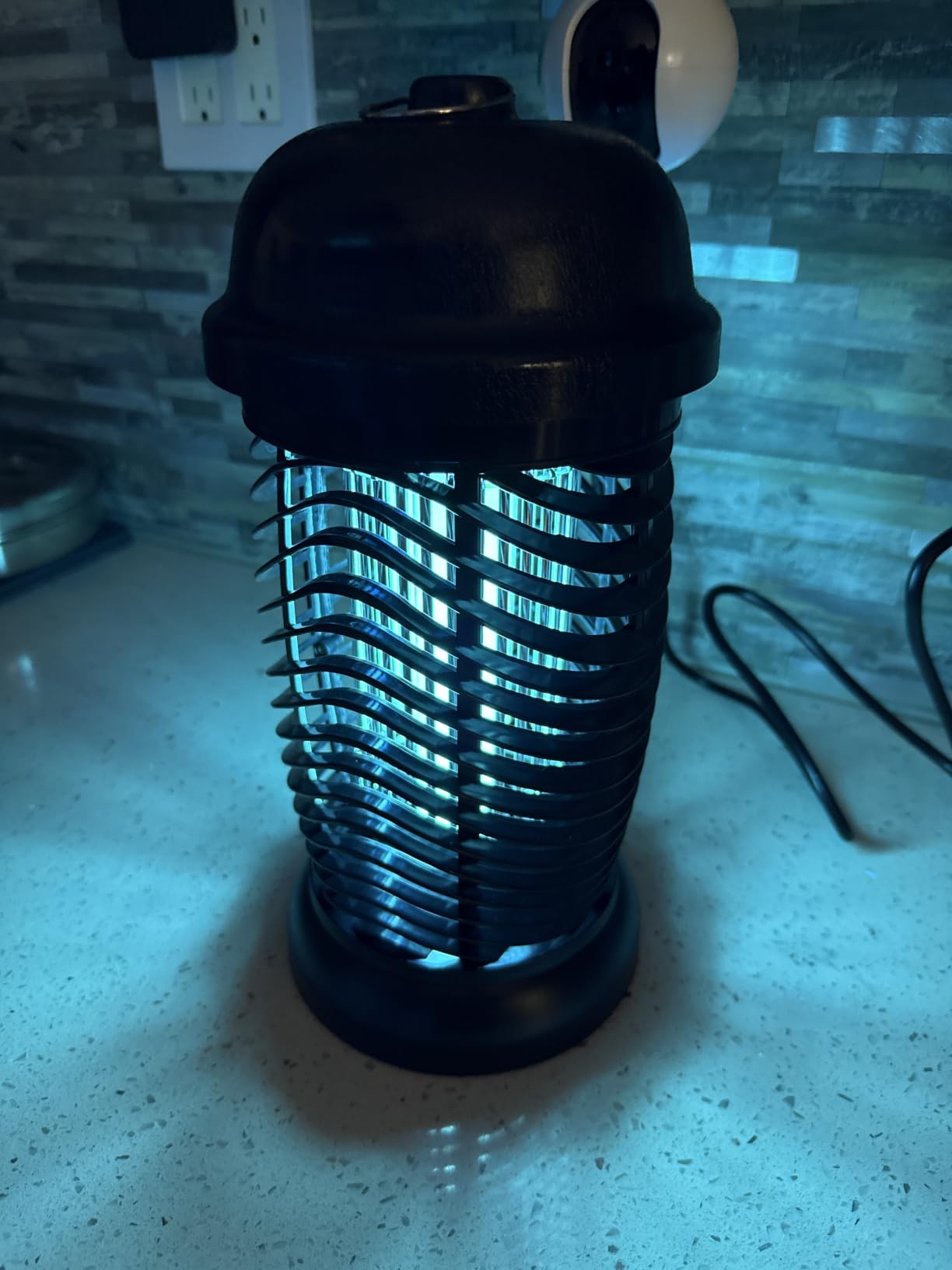 Upgraded Bug Zapper Outdoor, 4200V Electric Mosquito Zapper, Fly Zapper Indoor Fly Traps for Patio & Backyard, 1/2 Acre Coverage customer photo 1