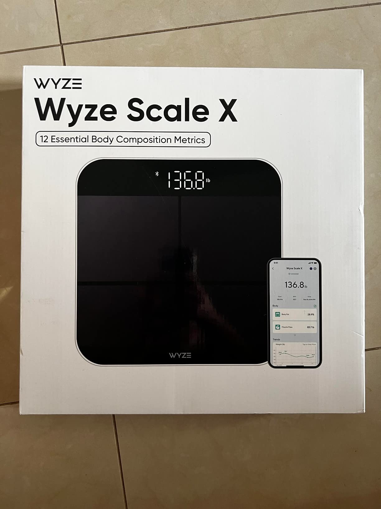 Wyze Smart Scale BodyScan with Handle, Bluetooth, 400 lbs, Black customer photo 2