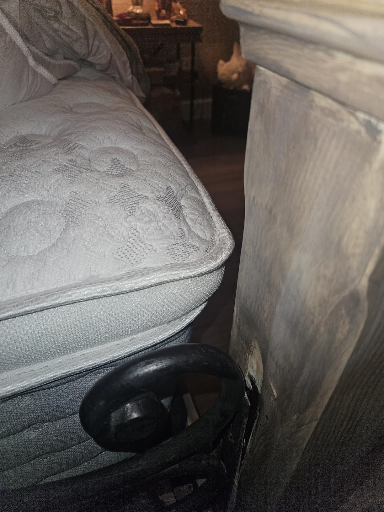 Sleepmax Extra Firm Queen Mattress 14 Inch, Hybrid Mattress Pain Relieving customer photo 1