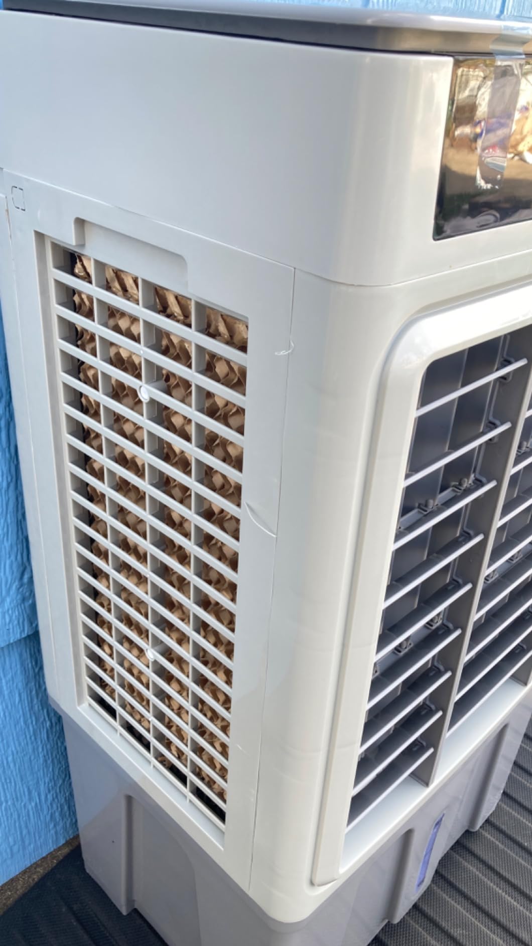 Swamp Cooler, 3600CFM Evaporative Cooler with 8.1 Gal Water Tank, 3 in 1 Portable Air Conditioners for Room No Window, 100° Swing, 7H Timer, 4 Ice Box for Home, Garage, Large, Outdoor, White customer photo 2