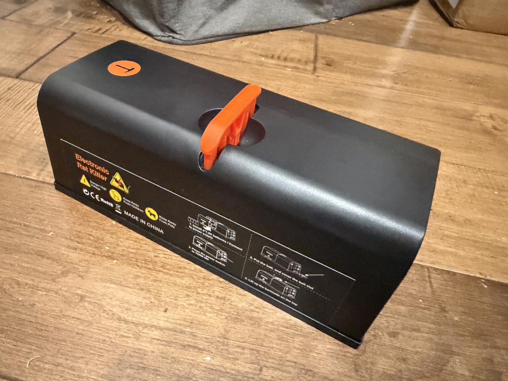 Electric Rat Trap Indoor for Home, 3900V Electronic Rat Trap Zapper with Anti-Escape Baffle, No-Touch Cleanup, Reusable Plug-in Rodent Trap for Home Kitchen Garage customer photo 2