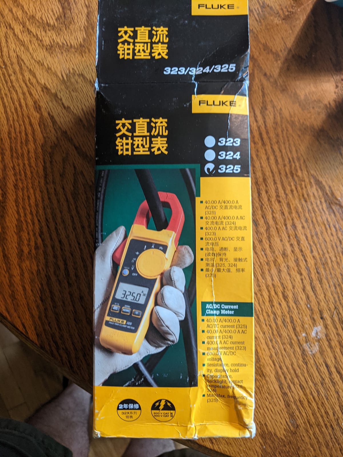 Fluke 325 True-RMS Clamp Meter with Frequency, Temperature & Capacitance Measurements customer photo 2