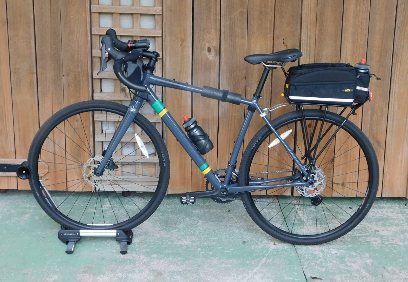 Topeak MTX TrunkBag - Rear Bicycle Bag - Spacious Storage and Easy Mounting customer photo 2