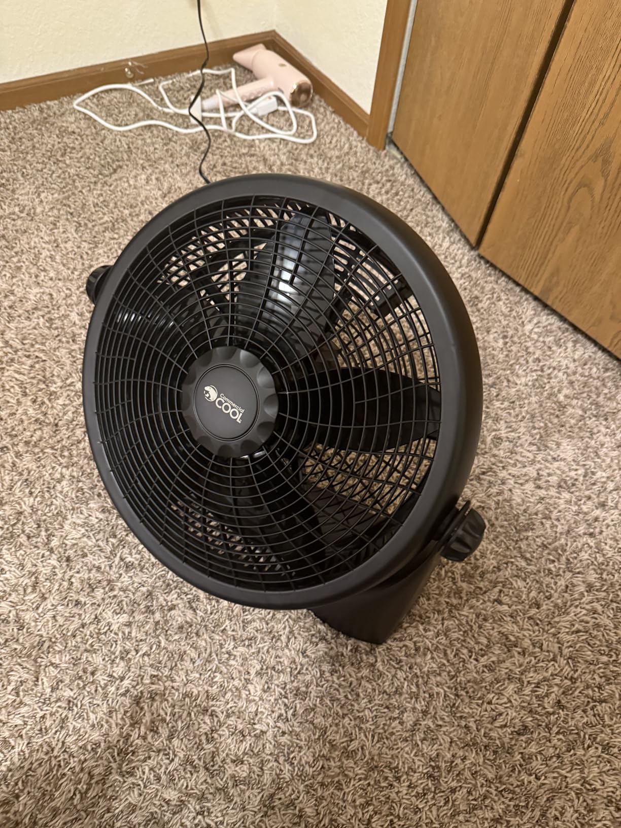 Commercial Cool 16 Inch High Velocity Floor Fan, Black, CFF16B customer photo 1