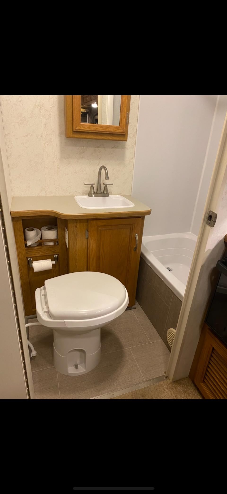 AW RV Toilet Gravity Flush Camper Toilet Elongated 20