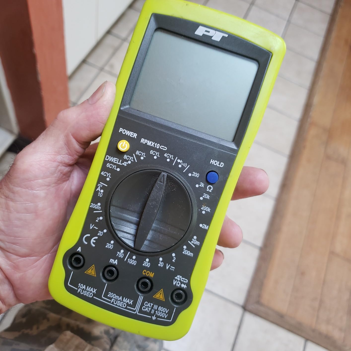 Performance Tool W2972 Digital Automotive Multimeter with Large LCD customer photo 2