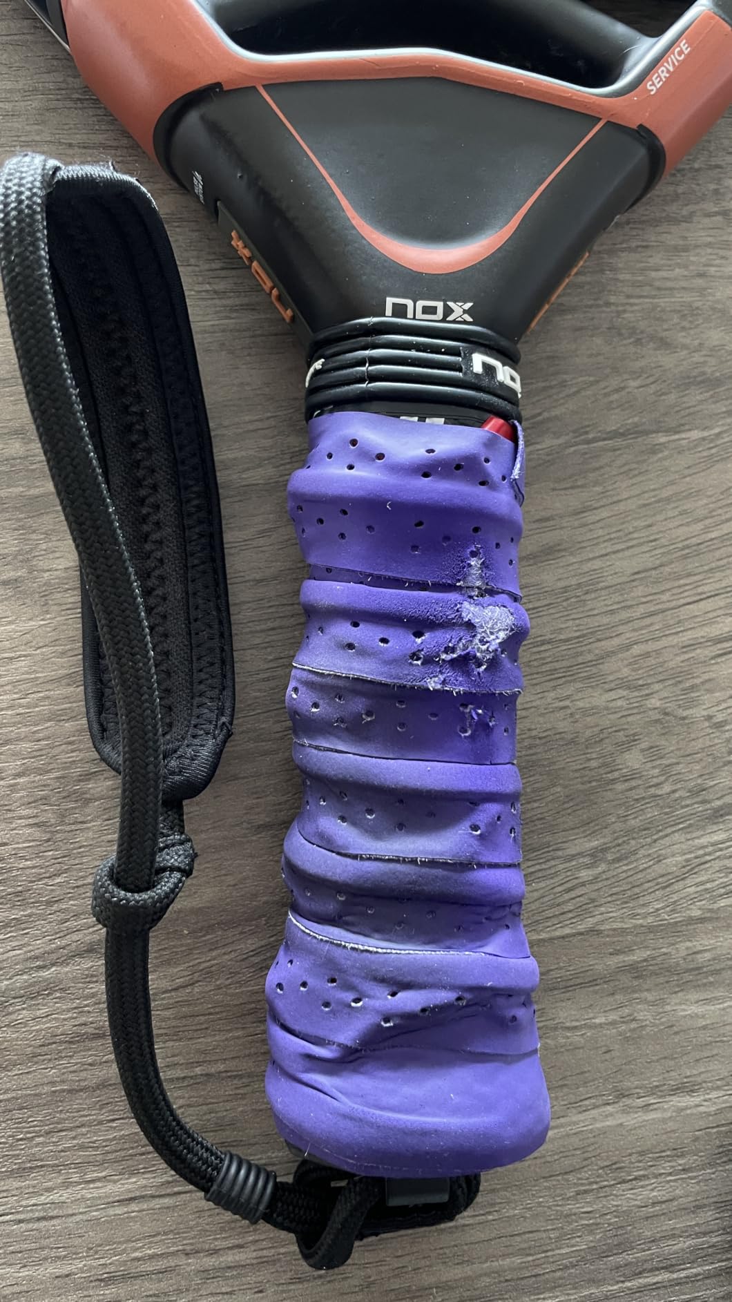 Senston New Rackets Grip Anti Slip Perforated Super Absorbent Tennis Overgrip Badminton Overgrip Pickleballs Overgrip customer photo 1