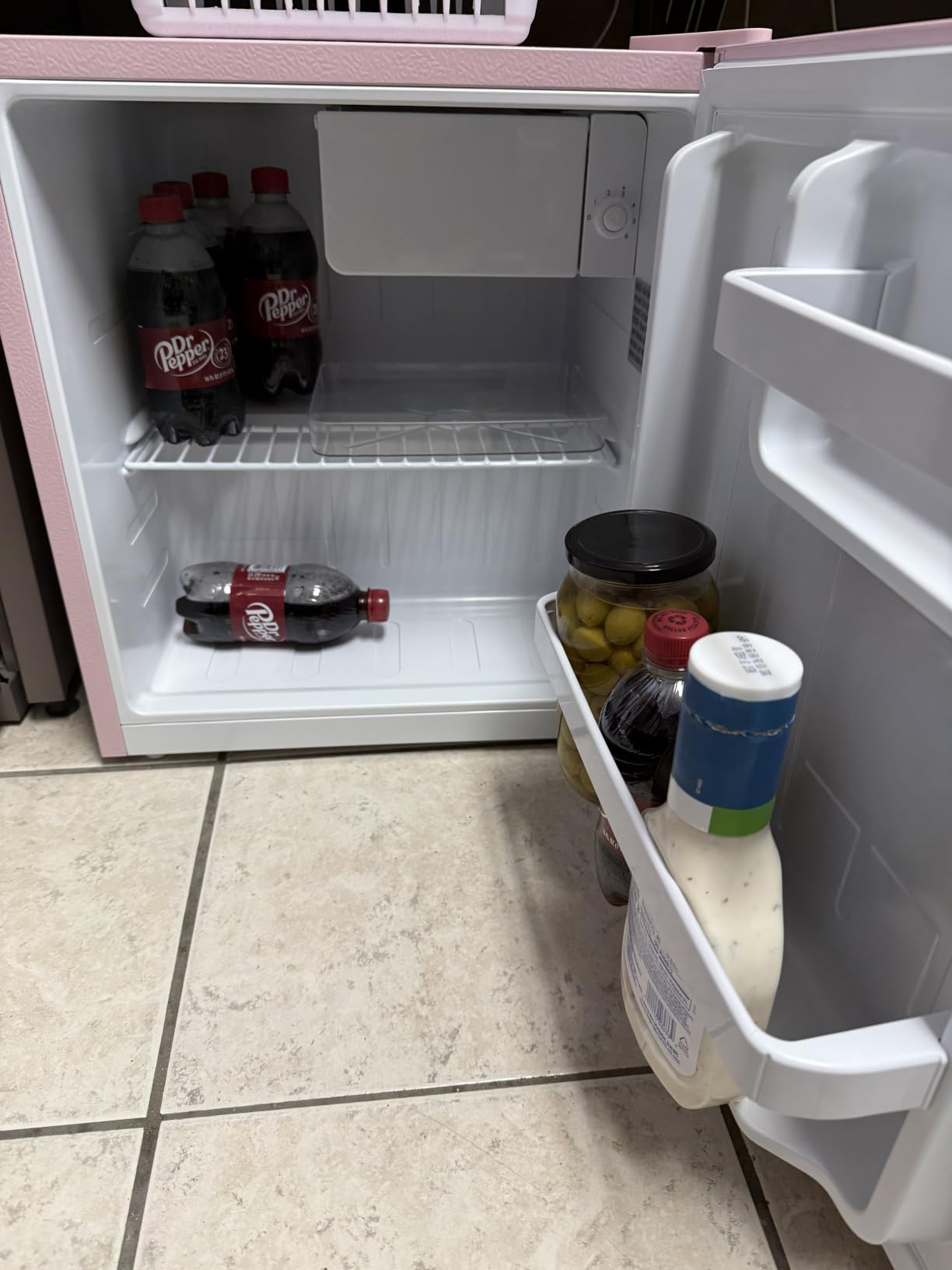 Frigidaire EFR176 1.6 cu. ft. Retro Bar Fridge with Side Bottle Opener (Moonbeam) customer photo 2