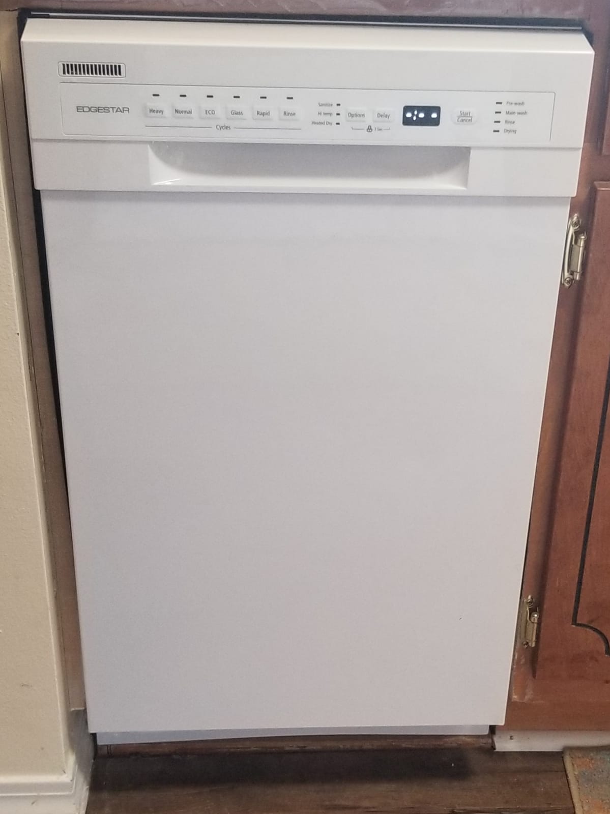 EdgeStar BIDW1802SS 18 Inch Wide 8 Place Setting Built-In Dishwasher customer photo 1