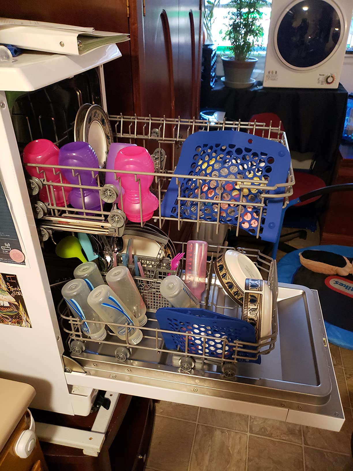 SPT SD-9263W 18″ Energy Star Portable Dishwasher – White customer photo 1