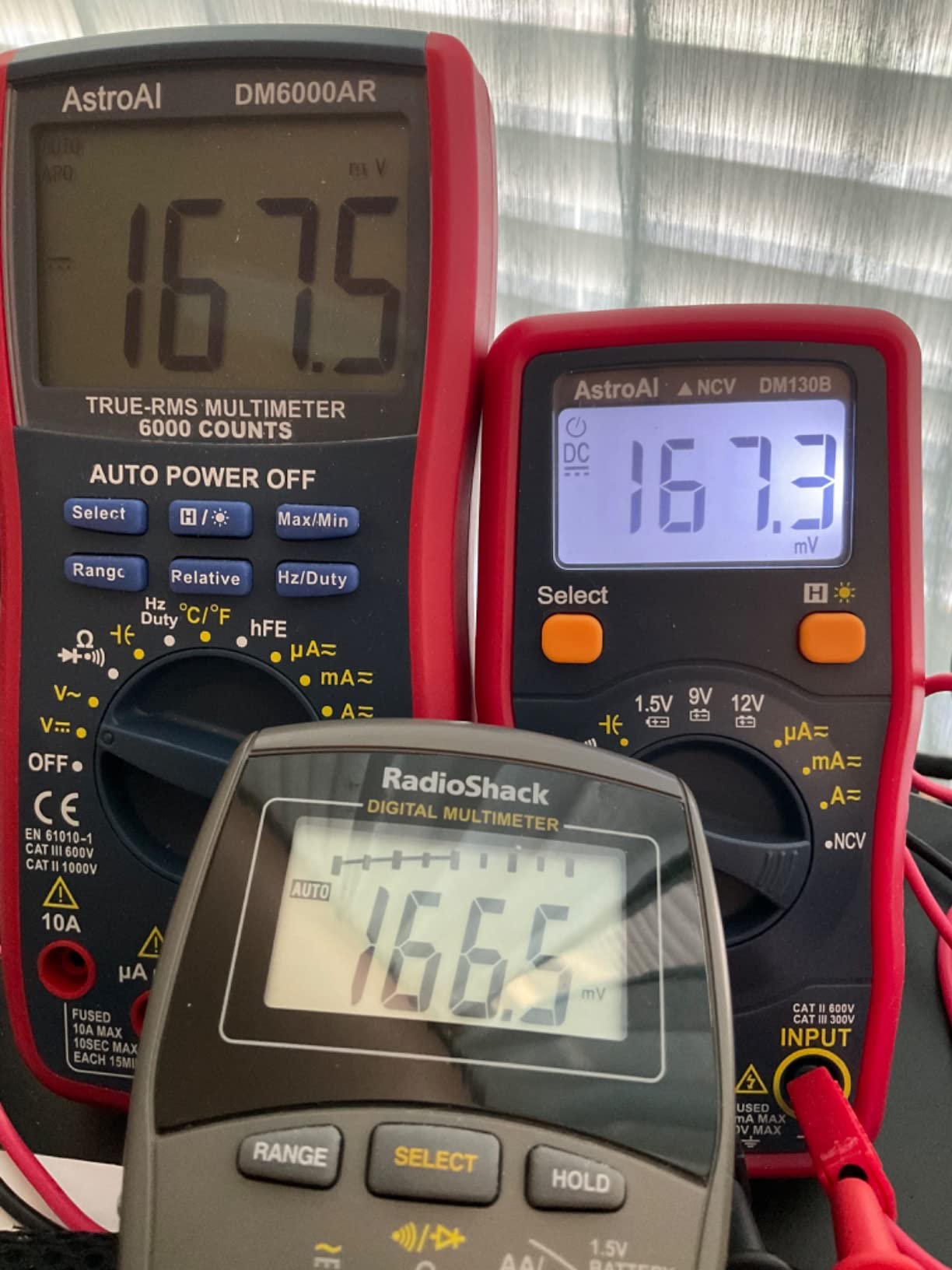 AstroAI DM130B Multimeter, 4000 Counts, Auto-Ranging, Capacitance Testing customer photo 2