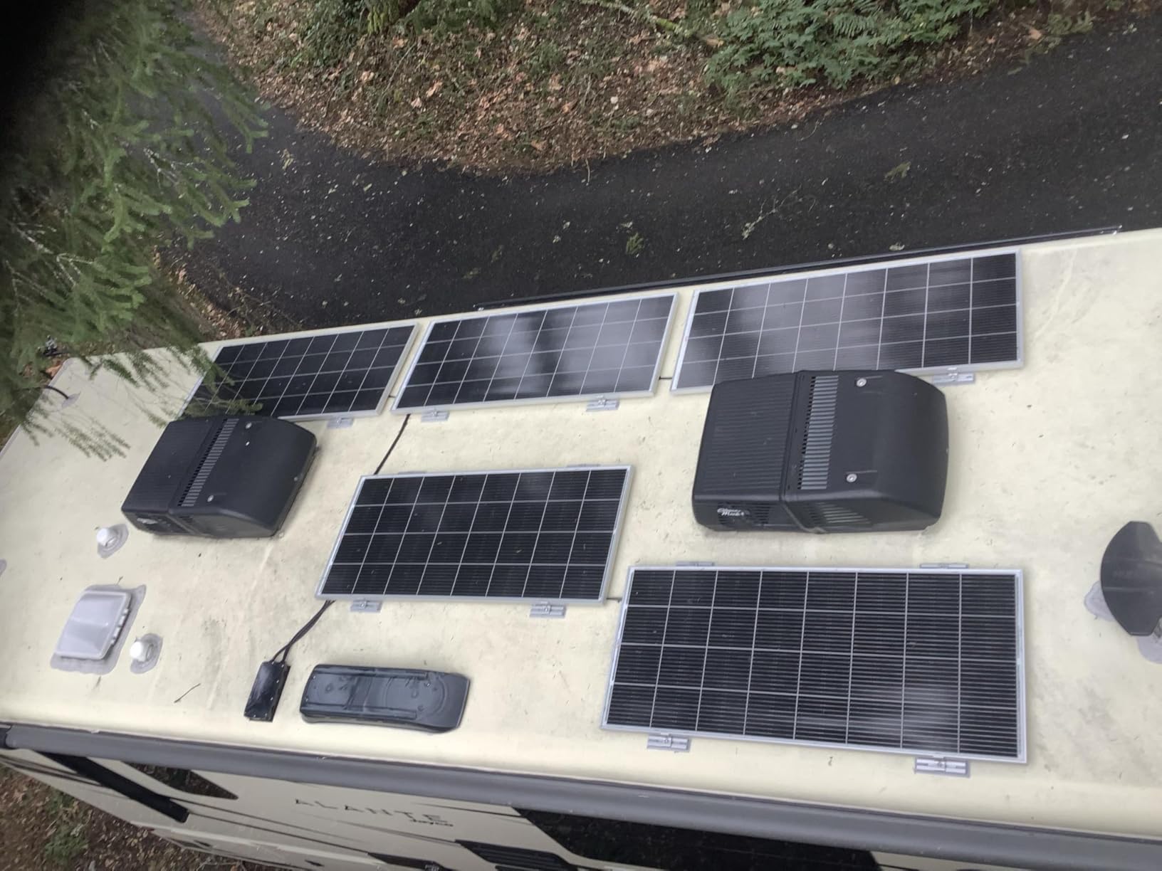 RICH SOLAR 200 Watt Solar Panel, 12V N-Type 18BB, 25% High-Efficiency customer photo 2