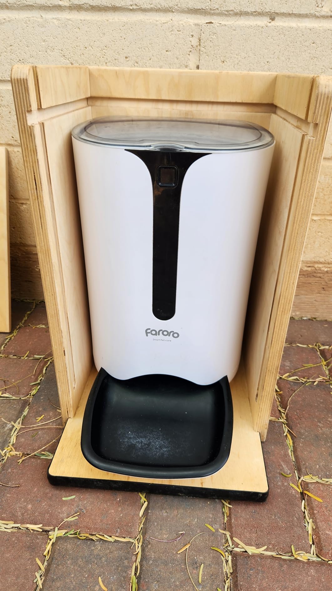 Automatic Cat Feeder, Faroro Dog Food Dispenser for Small Pets with Distribution Alarms, Portion Control, Voice Recorder and Programmable Timer for up to 4 Meals per Day customer photo 2