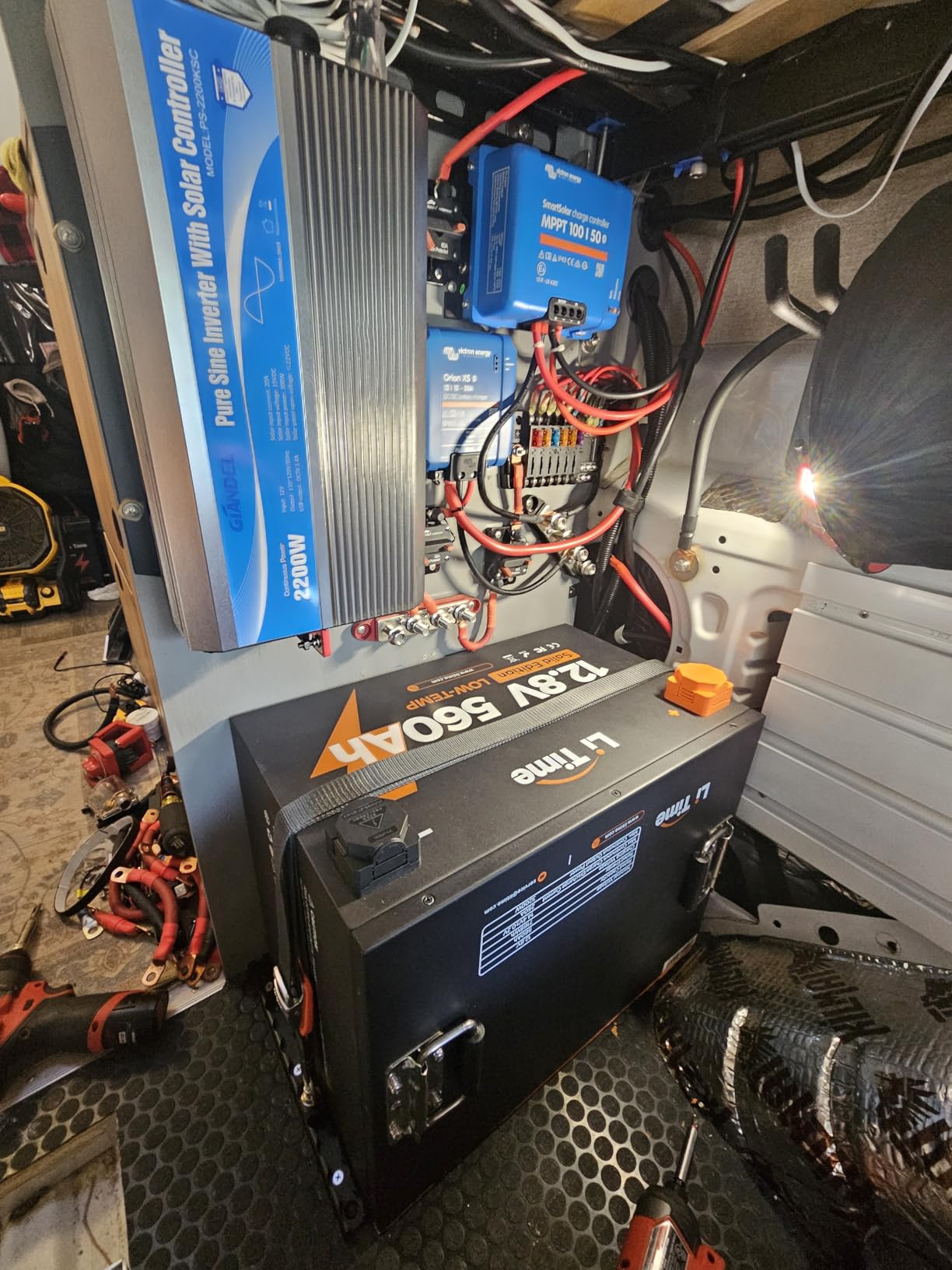 Litime 12V 230Ah Plus Lithium LiFePO4 RV Battery, 4000+ Deep Cycles Battery, 200A BMS, 2944Wh Energy, Perfect for Camper, Solar, Off-Grid,Van, Marine etc. customer photo 1