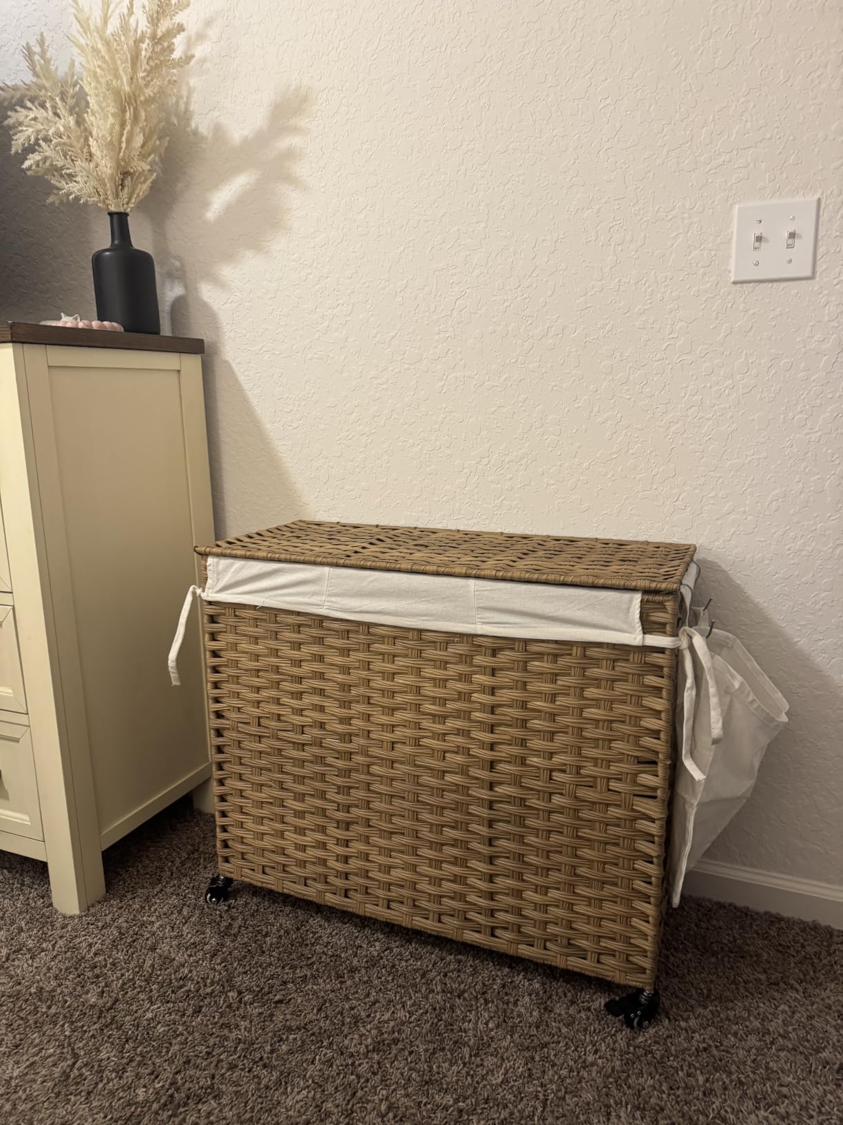 SONGMICS Rolling Laundry Hamper with Lid, 160 L 3-Section Synthetic Rattan customer photo 1