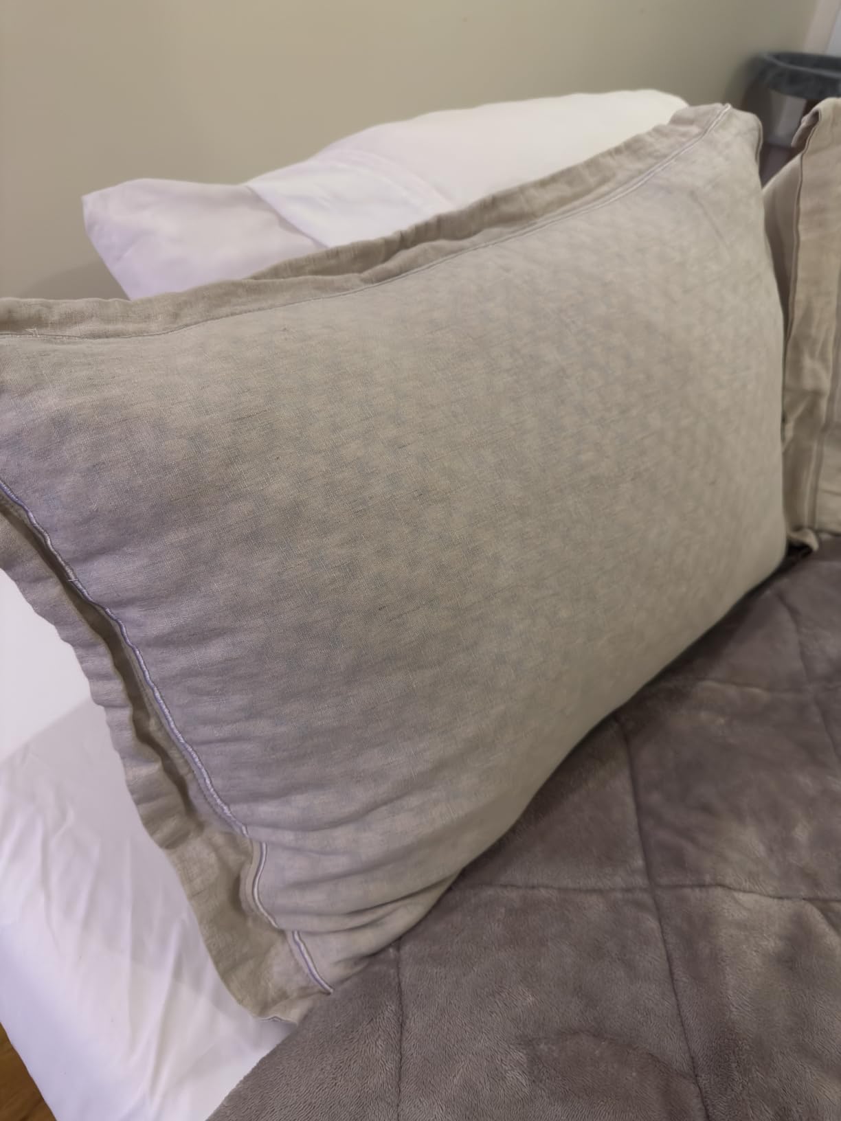 EASELAND Cooling Queen Size Firm Pillows, Shredded Memory Foam Set of 2 customer photo 1
