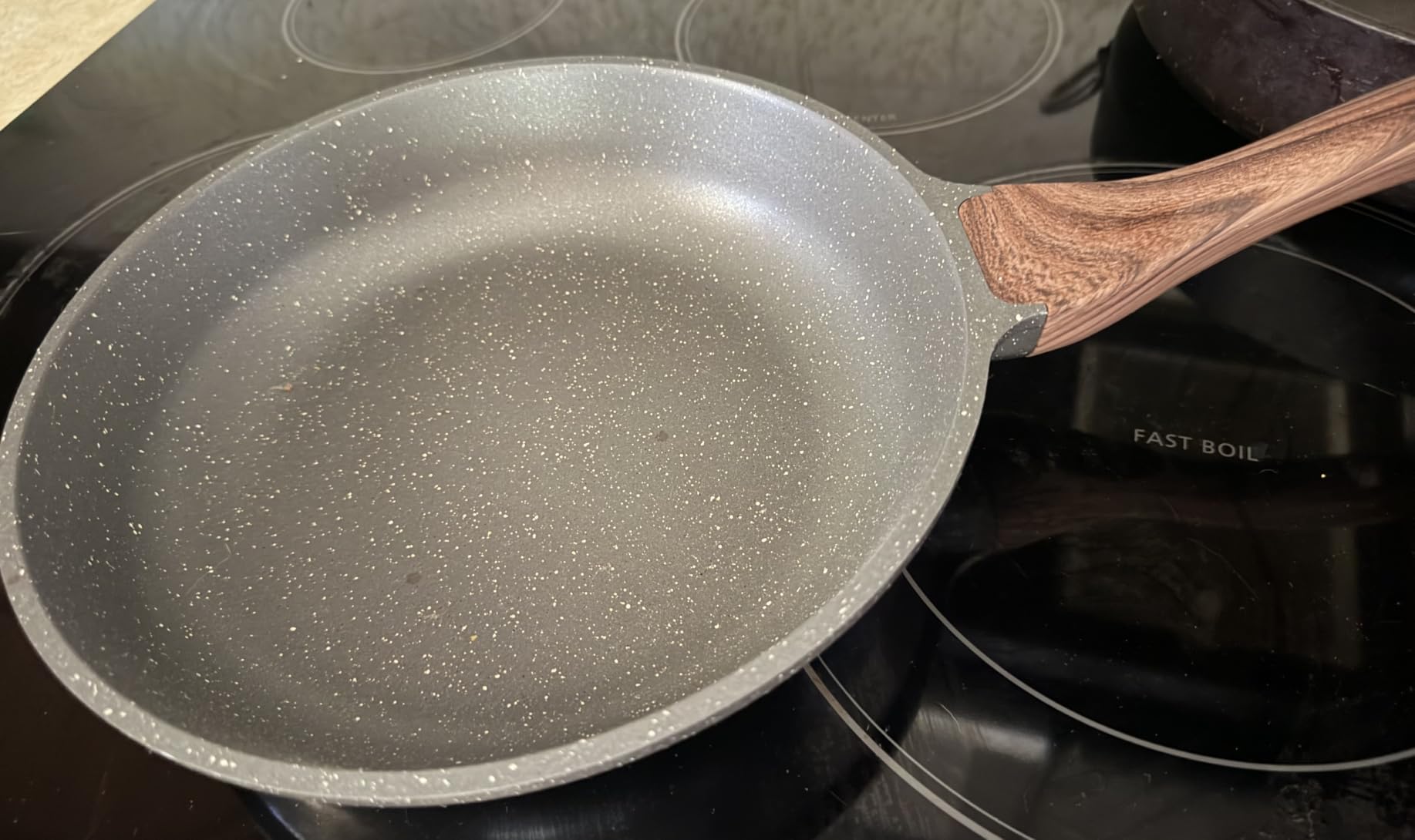SENSARTE Nonstick Ceramic Frying Pan Skillet, 9.5 Inch Omelet Pan, Healthy Non Toxic Chef Pan, Induction Compatible Egg Pan with Heat Resistant Handle, PFAS-Free customer photo 1