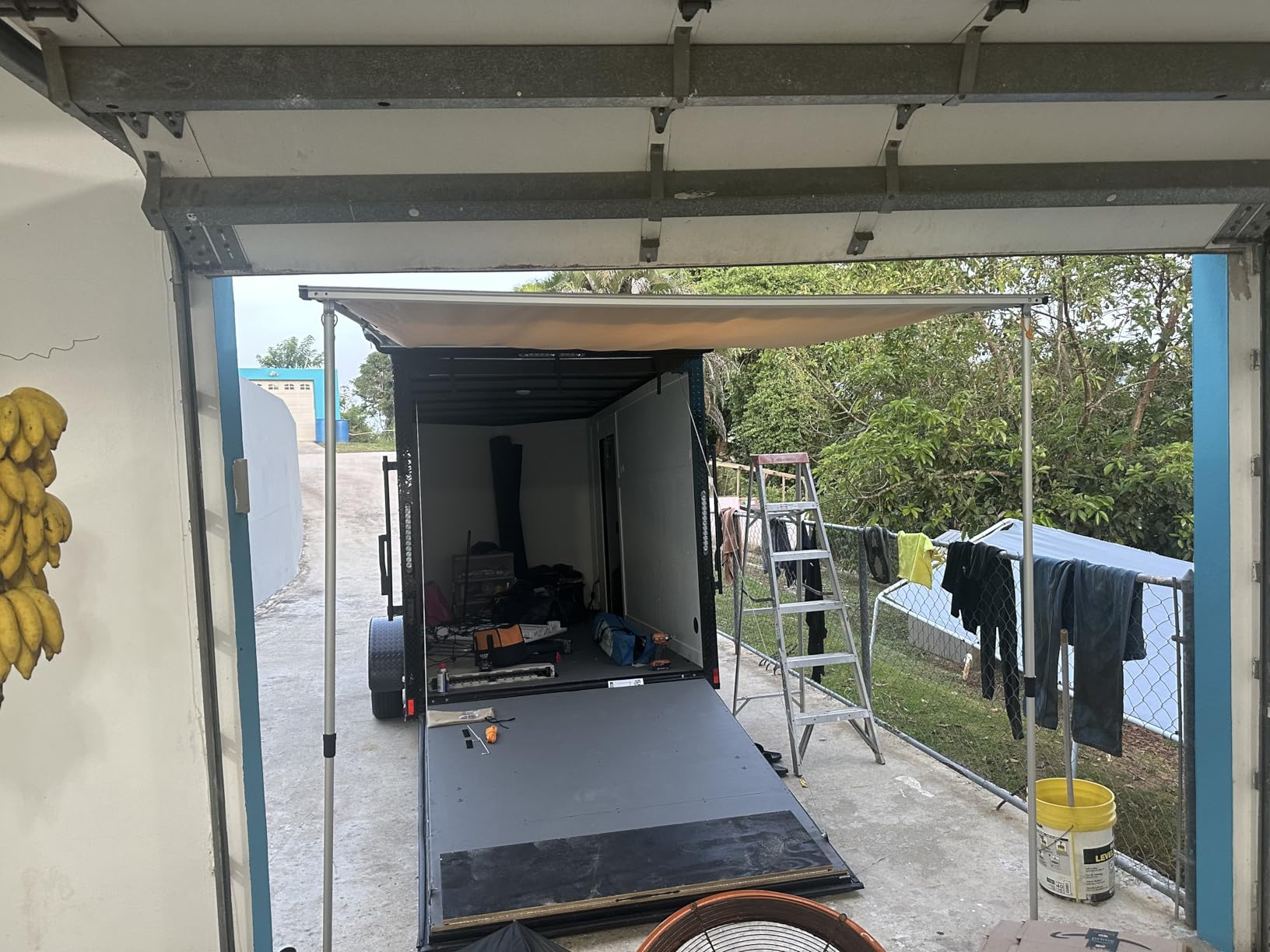 SAMOUT Vehicle Awning, 8.2ft x 10ft, Rooftop Pullout Ripstop UPF50+ Side Awning, Reinforced Hinges & Poles for Jeep/SUV/Truck/Van customer photo 2