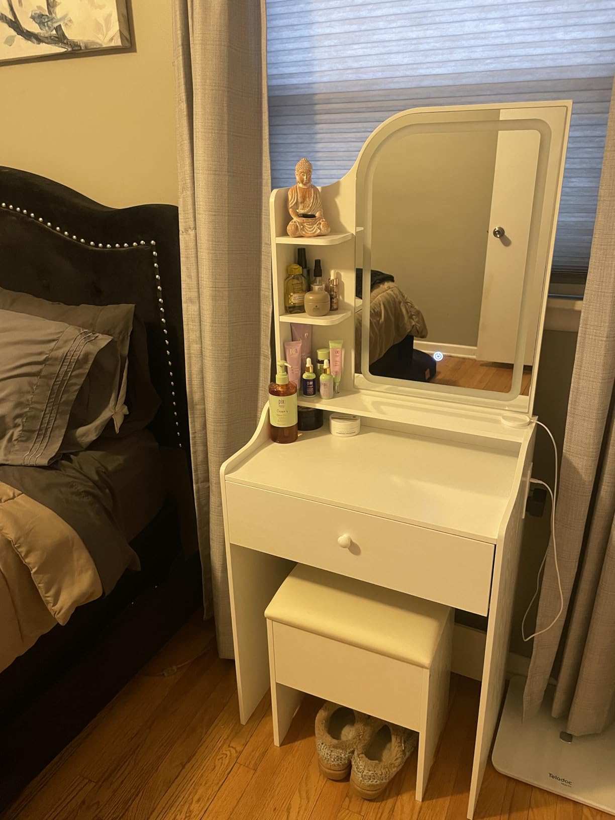 LIKIMIO Small Vanity Desk with Mirror Lights and Storage Stool customer photo 2
