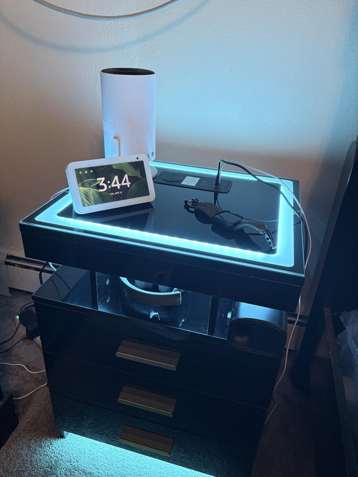 HNEBC LED Nightstand with Charging Station (USB,Type-C Ports) High Gloss Bedside Table with 2 Drawers, Smart Night Stand with Auto Sensor Lights,Modern Bed Side Table for Bedroom (Black) customer photo 2